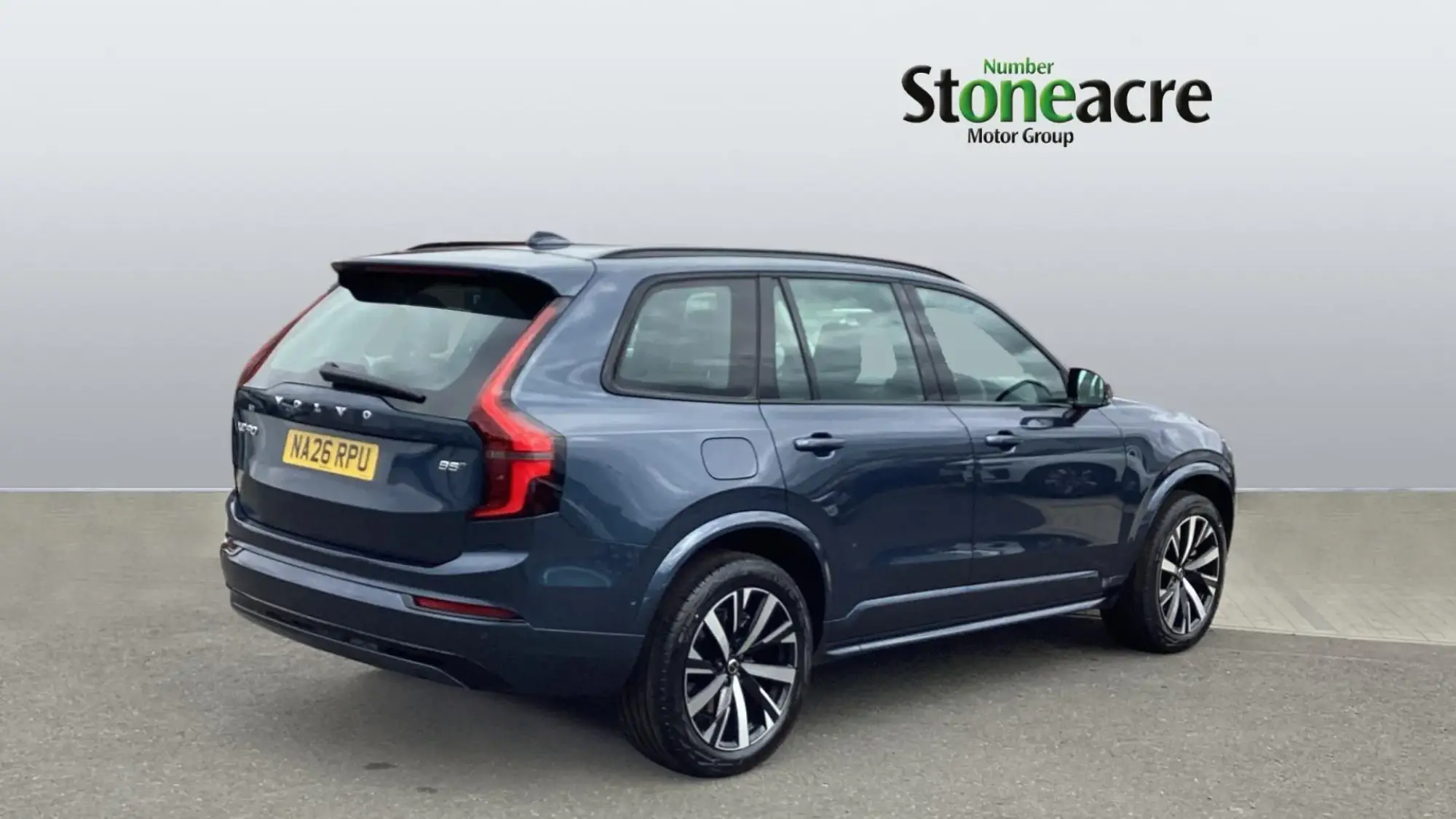 Volvo XC90 2.0 B5 MHEV Plus Auto 4WD Euro 6 (s/s) 5dr NA26RPU Image 2