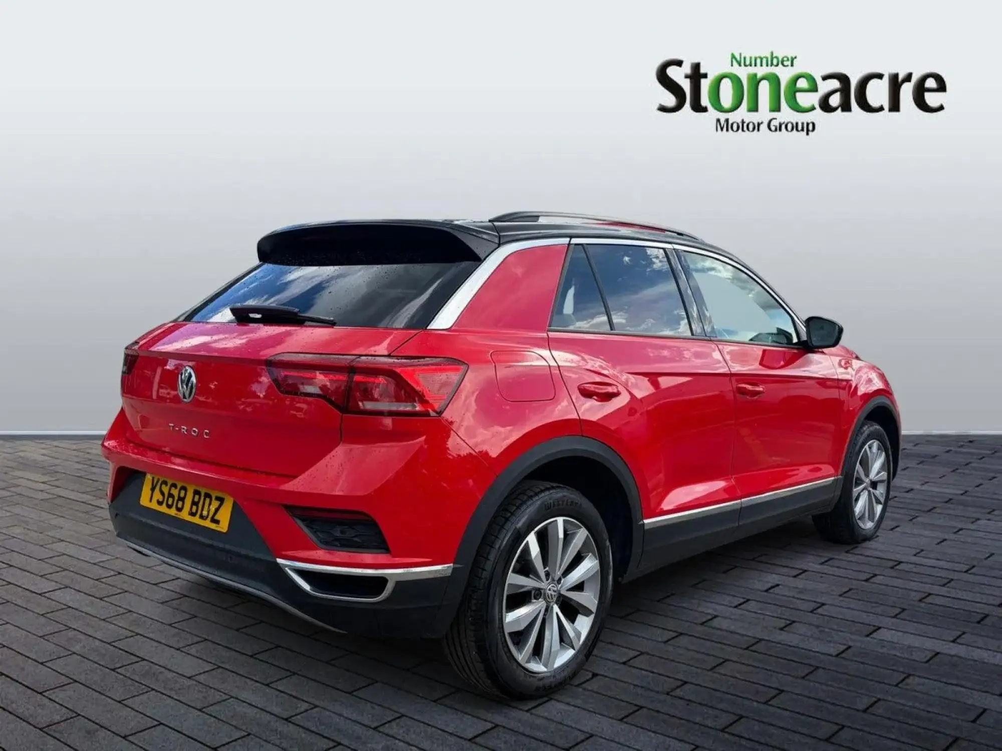 Volkswagen T-Roc 1.5 TSI EVO Design Euro 6 (s/s) 5dr YS68BDZ Image 3