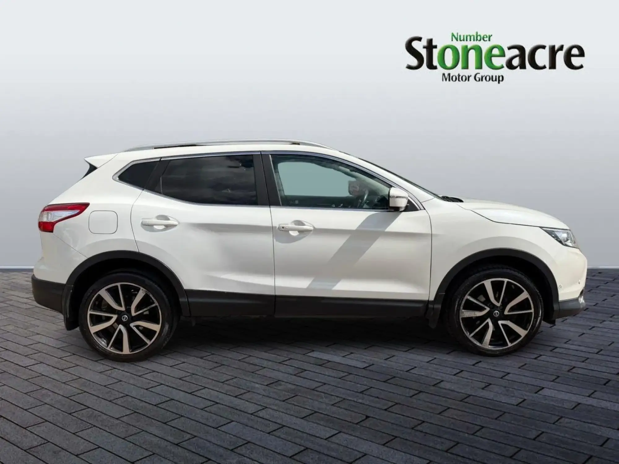 Nissan Qashqai Image 2