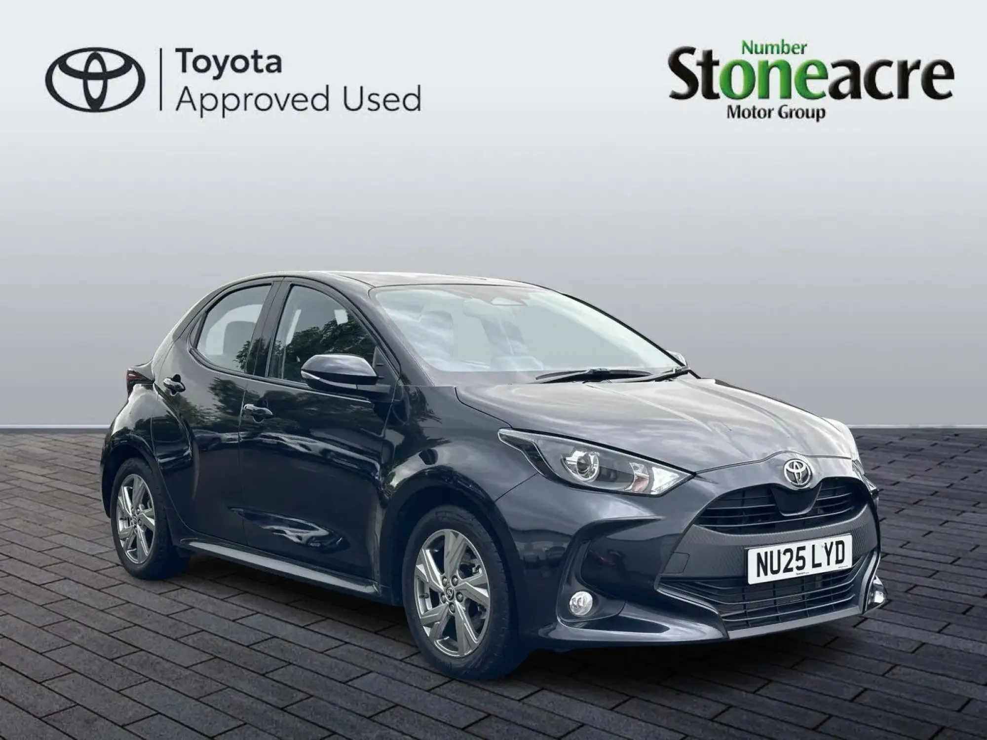 Toyota Yaris Image 1