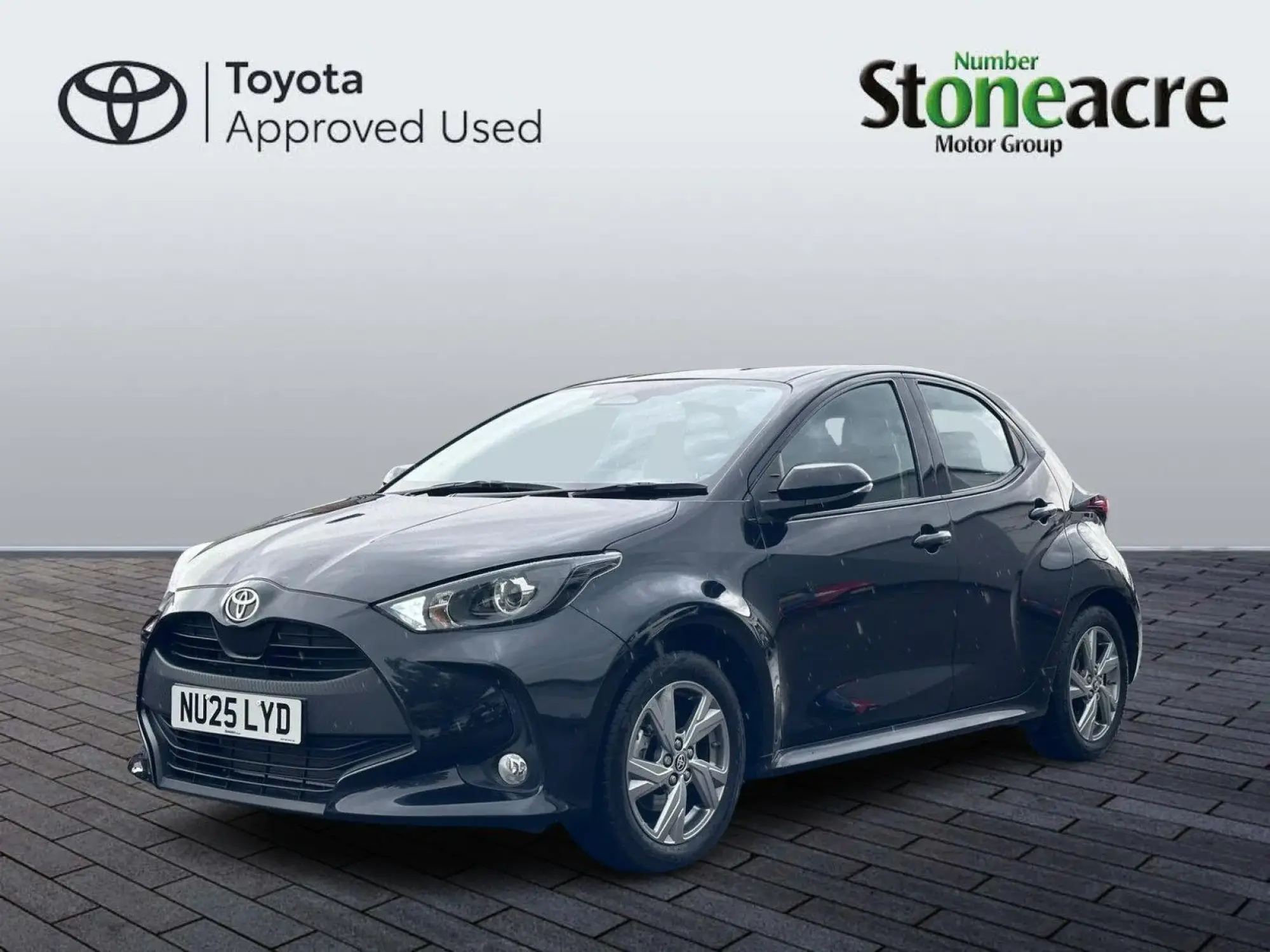 Toyota Yaris Image 3