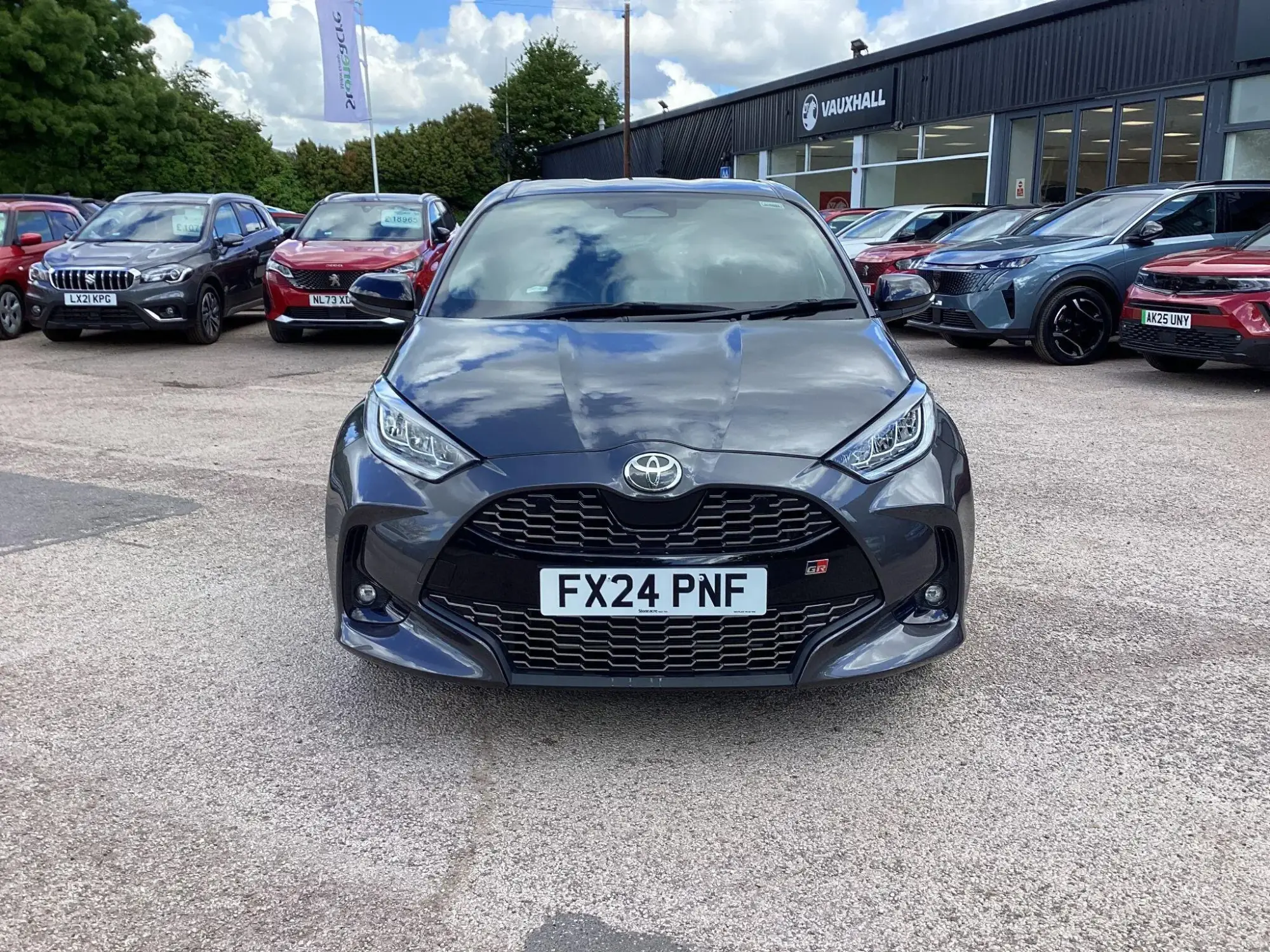 Toyota Yaris 1.5 VVT-h GR SPORT E-CVT Euro 6 (s/s) 5dr FX24PNF Image 2