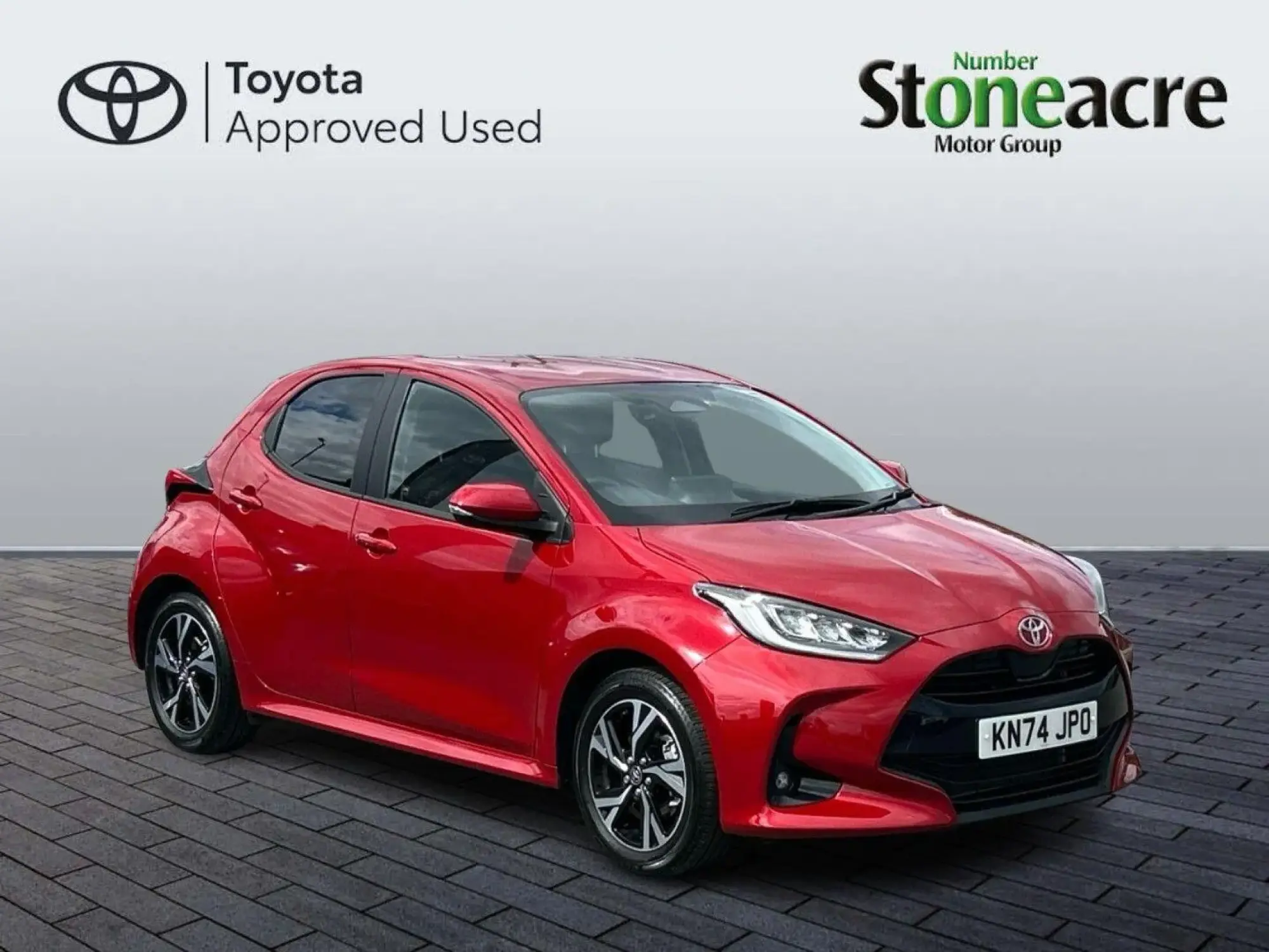 Toyota Yaris 1.5 Hybrid Design 5dr CVT KN74JPO Image 1