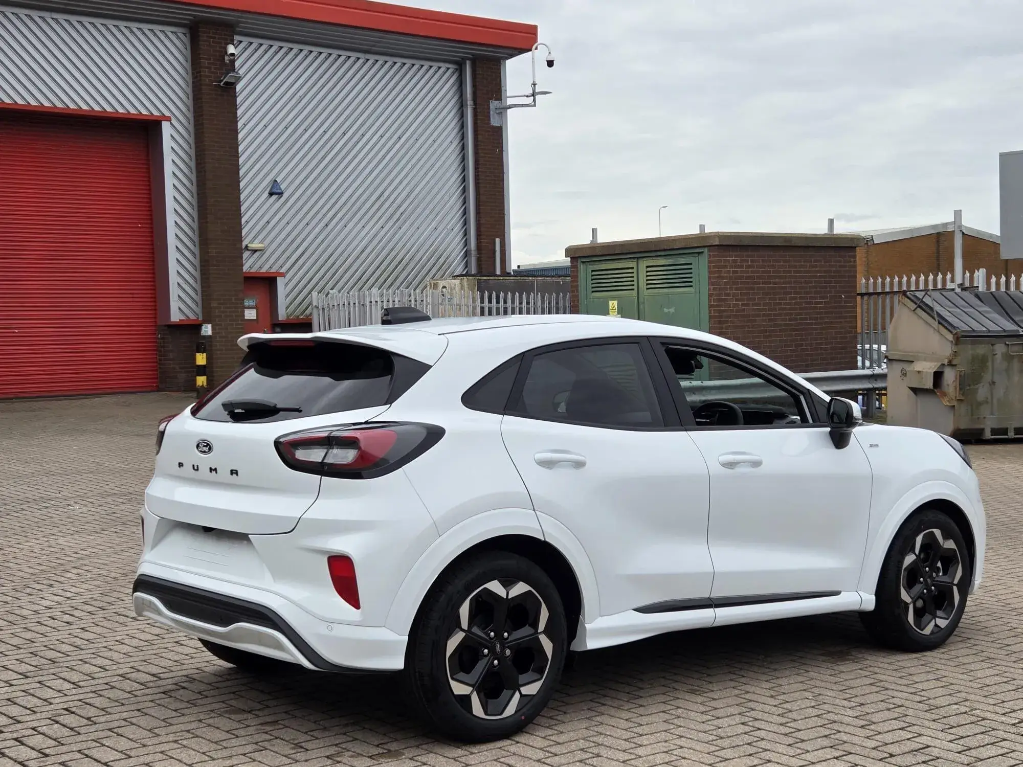Ford Puma 1.0T EcoBoost MHEV ST-Line X Euro 6 (s/s) 5dr Image 3