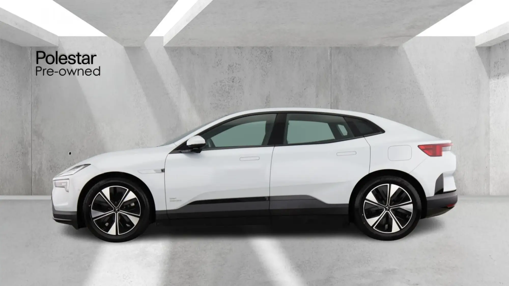 Polestar 4 Single Motor 100kWh Long Range Auto RWD 5dr OY25WXF Image 2