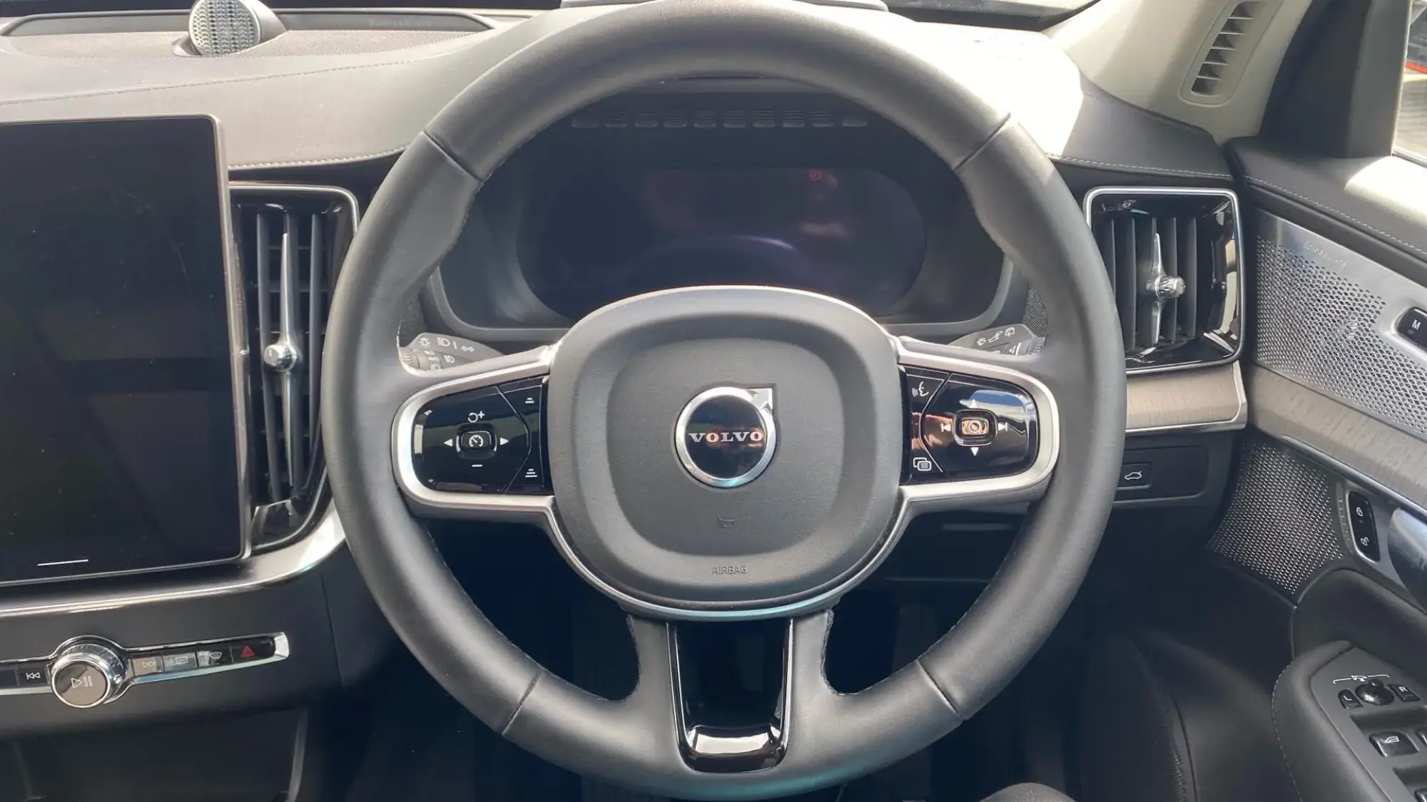 Volvo XC90 Image 33 Volvo XC90 Image 33