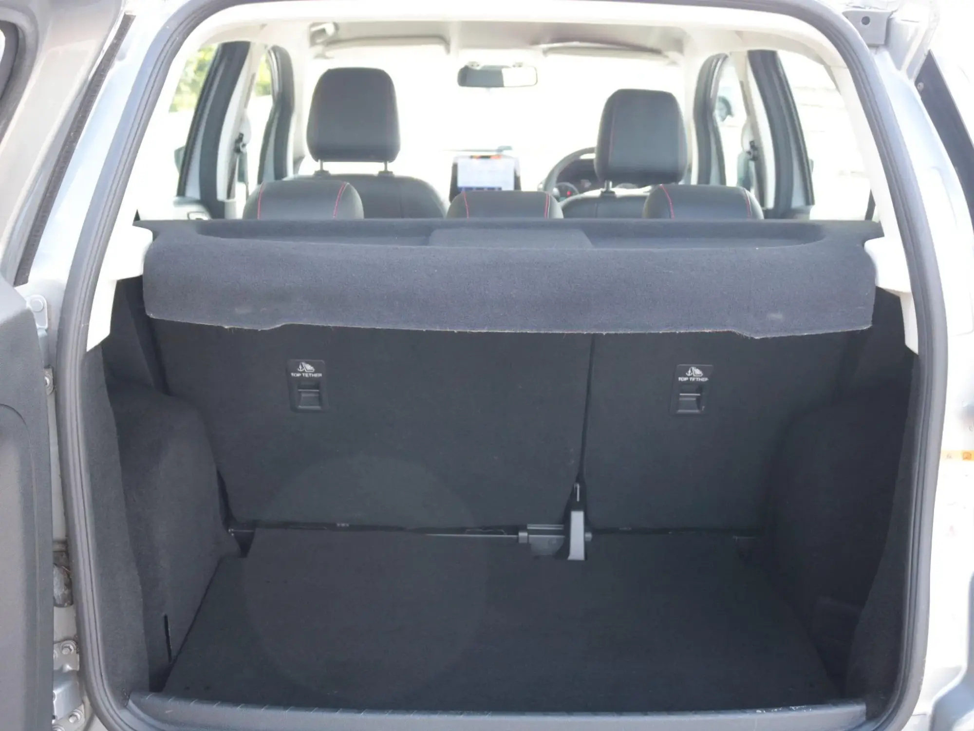 Ford EcoSport Image 8 Ford EcoSport Image 8