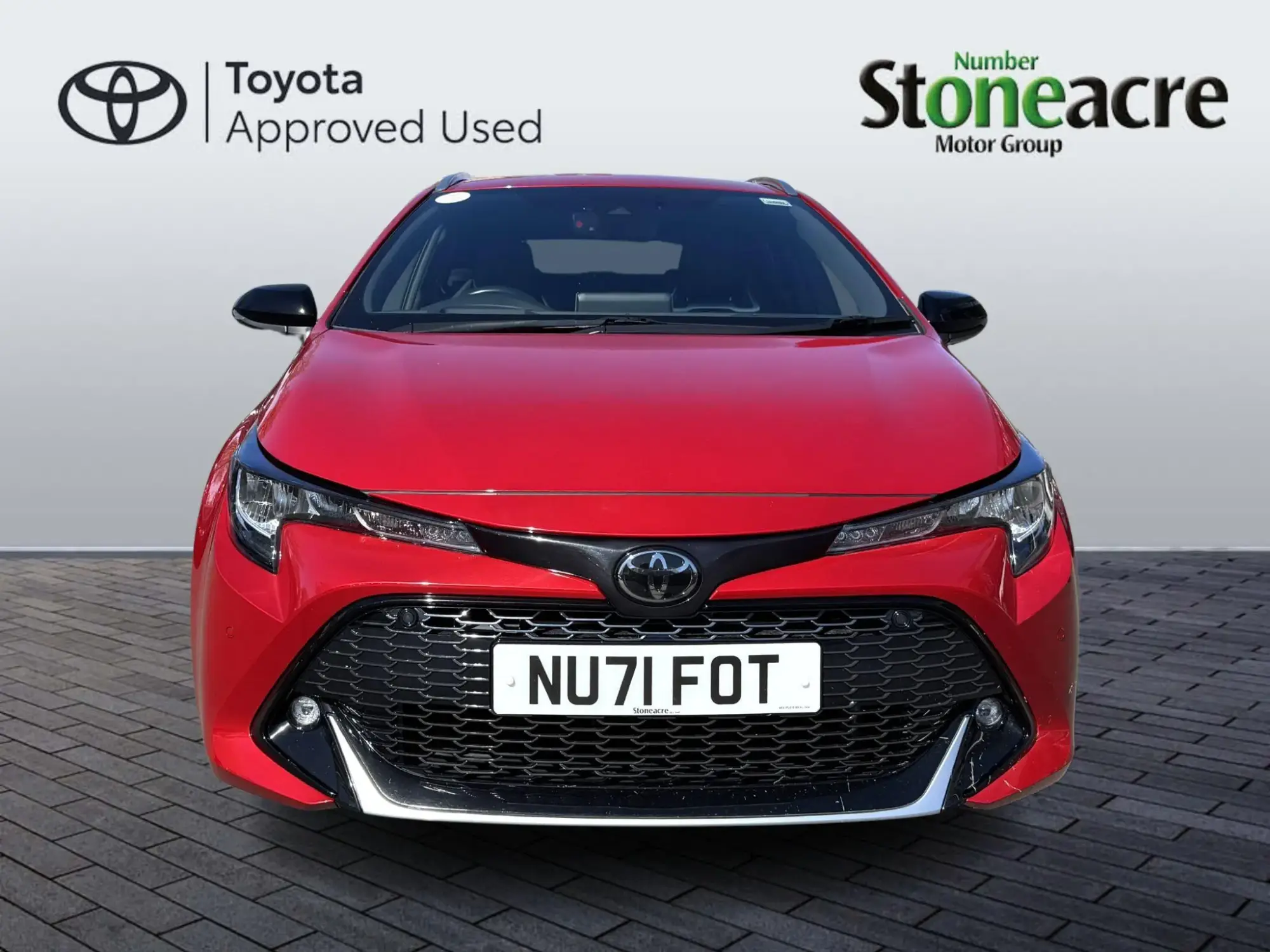Toyota Corolla Hatchback Image 8
