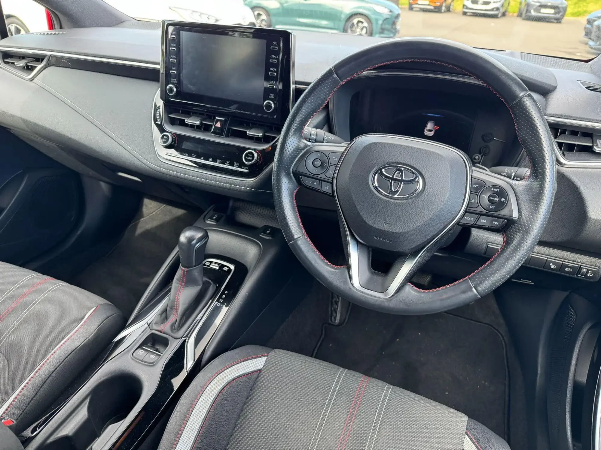 Toyota Corolla Hatchback Image 16