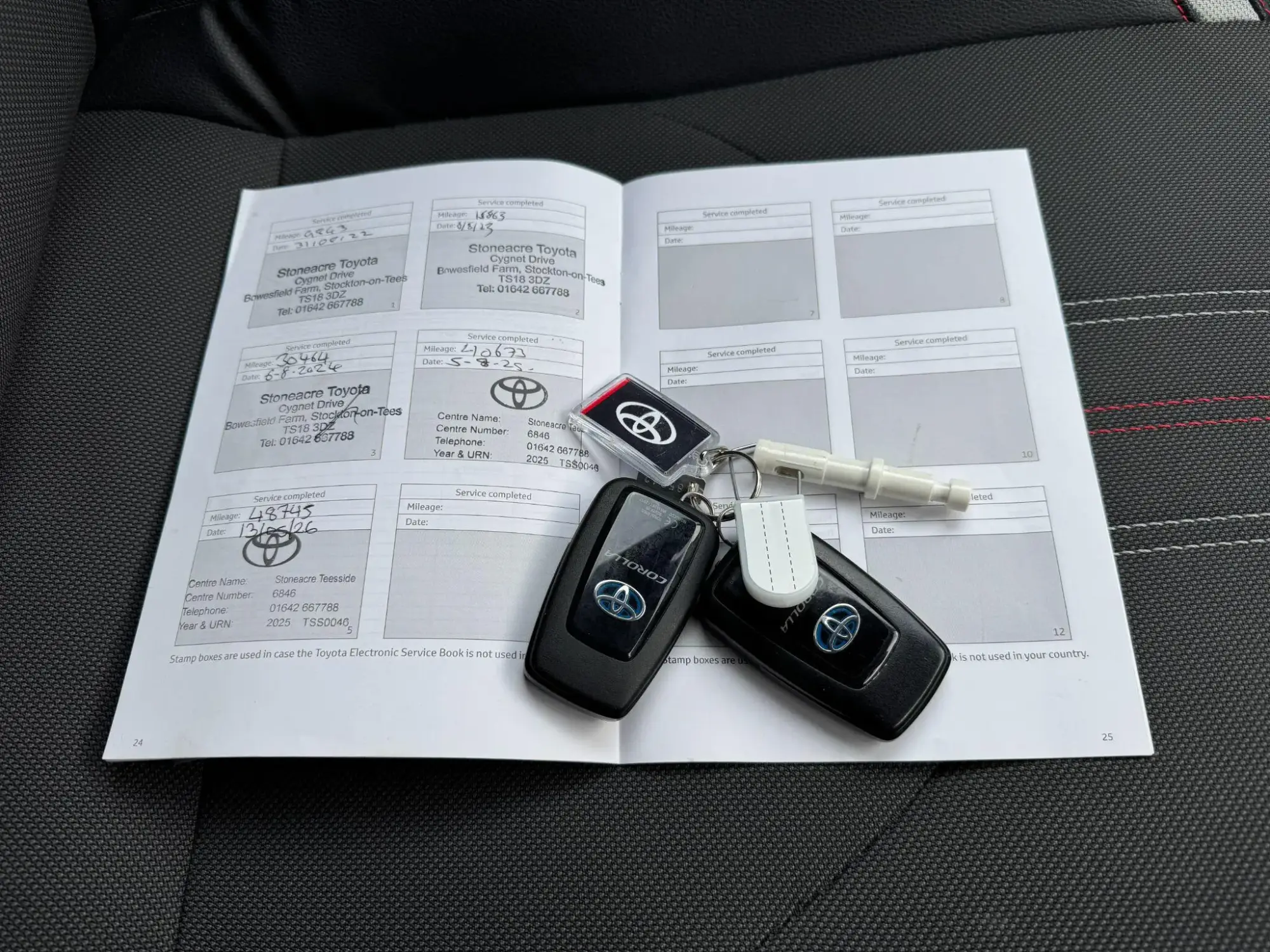 Toyota Corolla Hatchback Image 20
