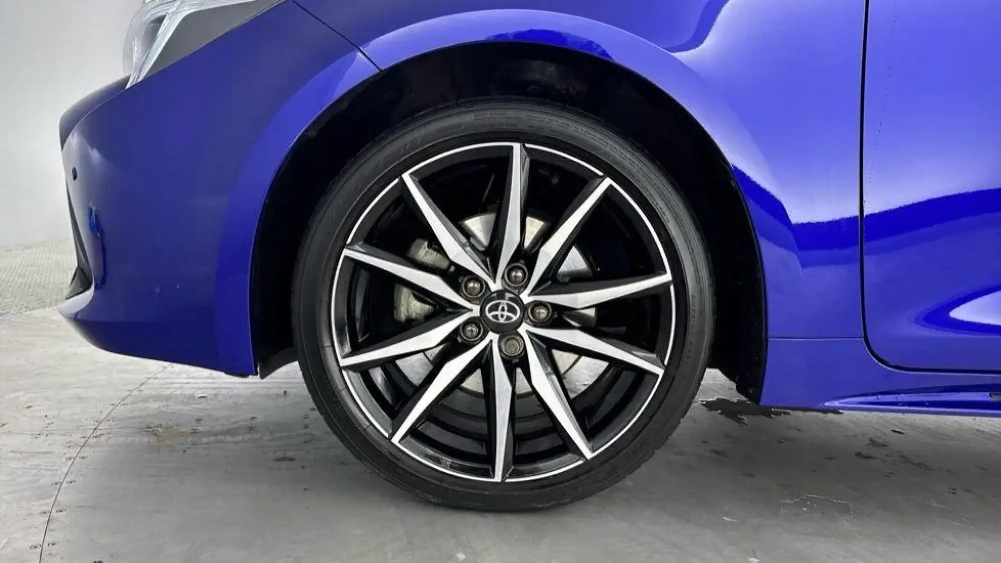 Toyota Corolla Hatchback Image 9