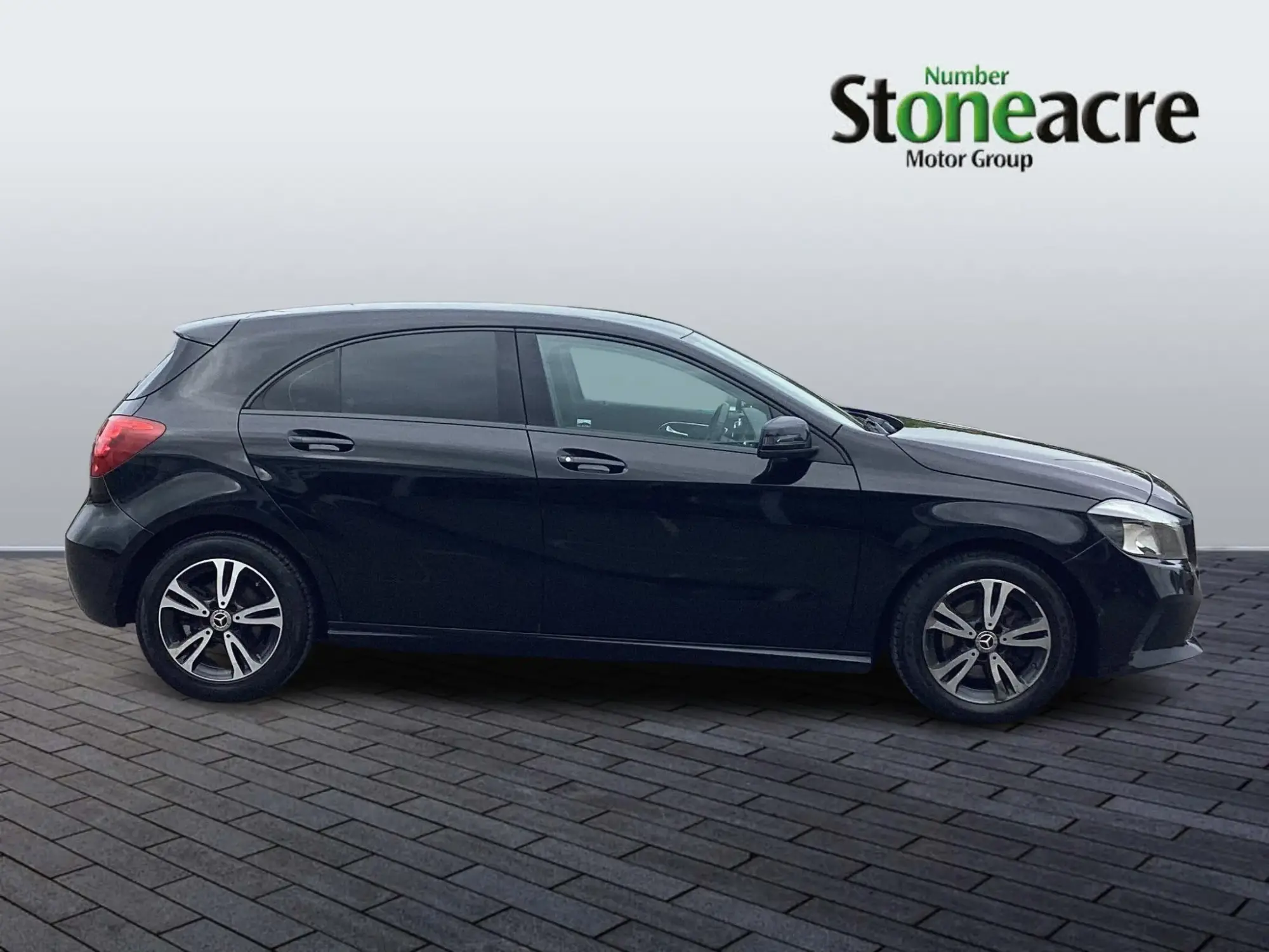 Mercedes-Benz A-Class 1.6 A180 SE 7G-DCT Euro 6 (s/s) 5dr KS67EPK Image 2