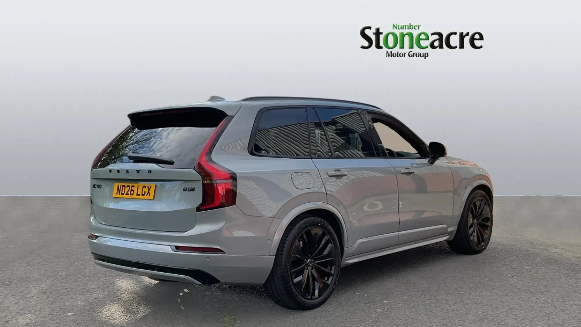 Volvo XC90 2.0 B5 MHEV Plus Black Edition Auto 4WD Euro 6 (s/s) 5dr ND26LGX Image 2