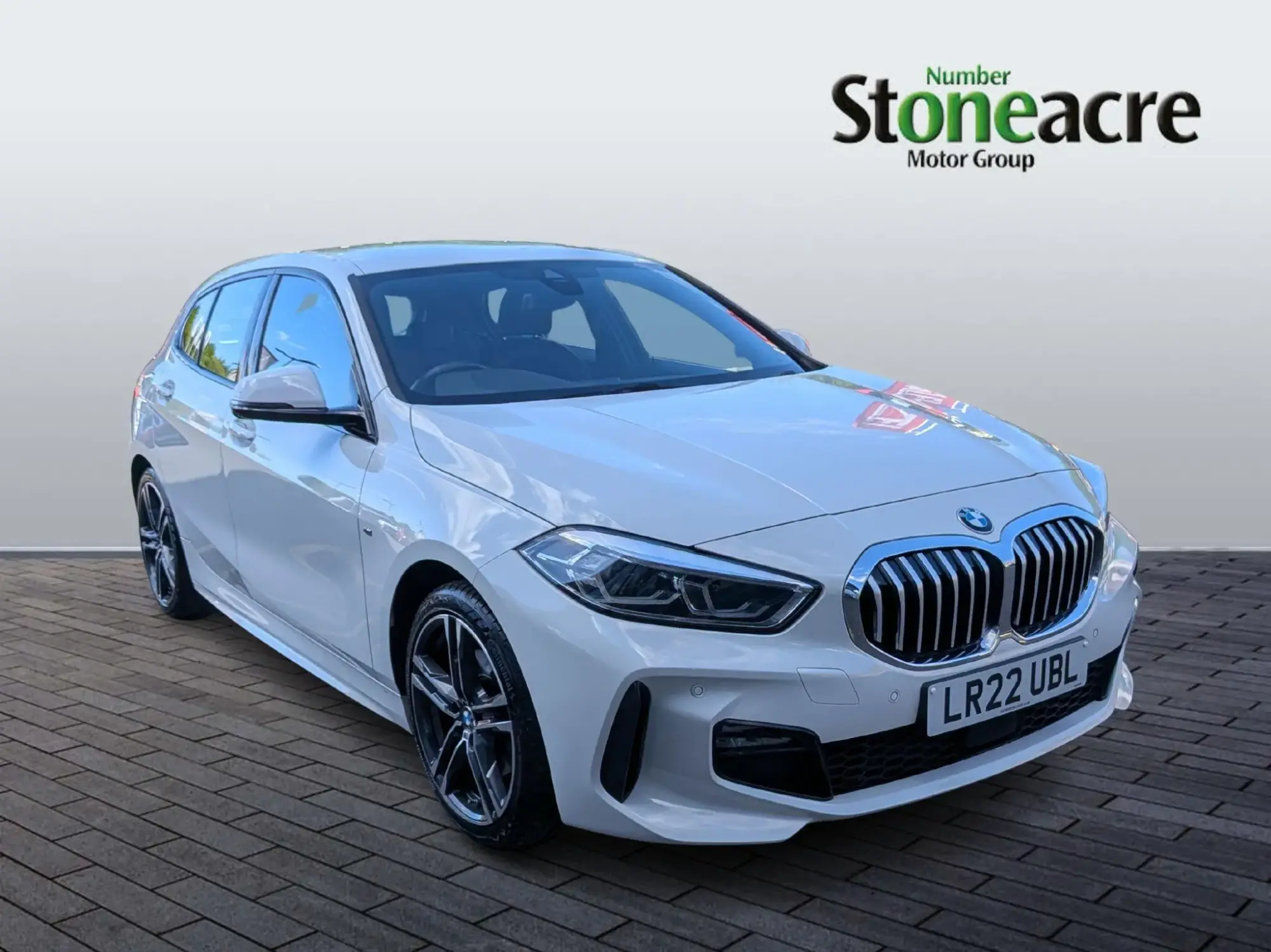 BMW 1 Series 1.5 118i M Sport (LCP) DCT Euro 6 (s/s) 5dr LR22UBL Image 1