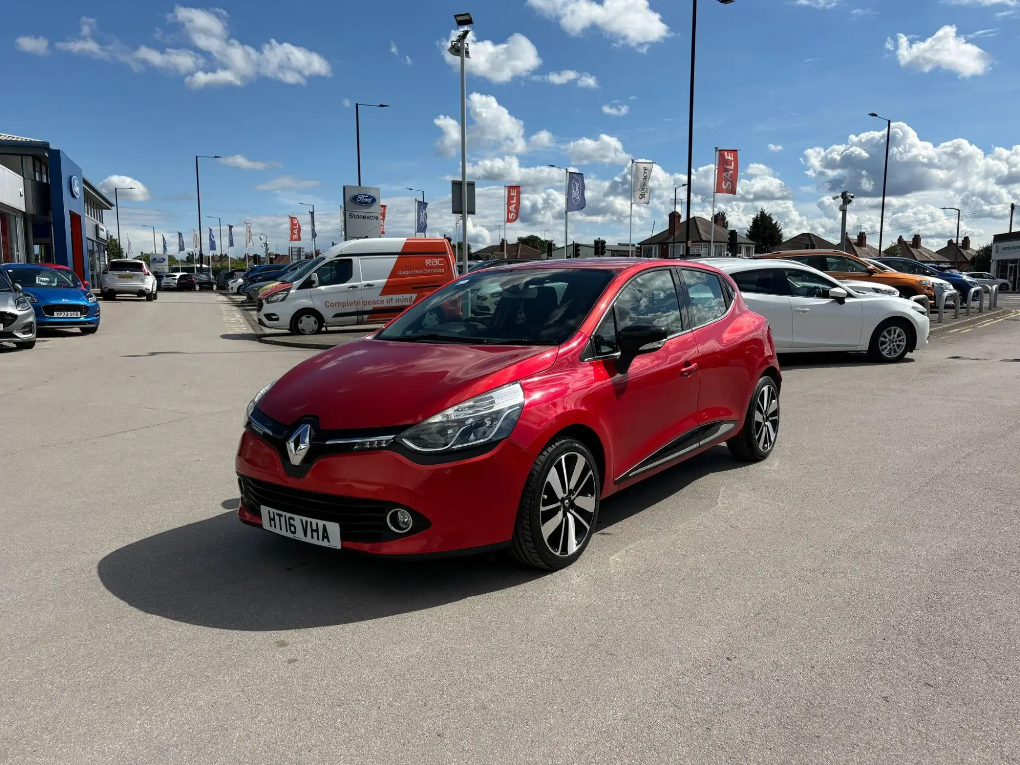 Renault Clio 0.9 TCe Dynamique S Nav Euro 6 (s/s) 5dr HT16VHA Image 3
