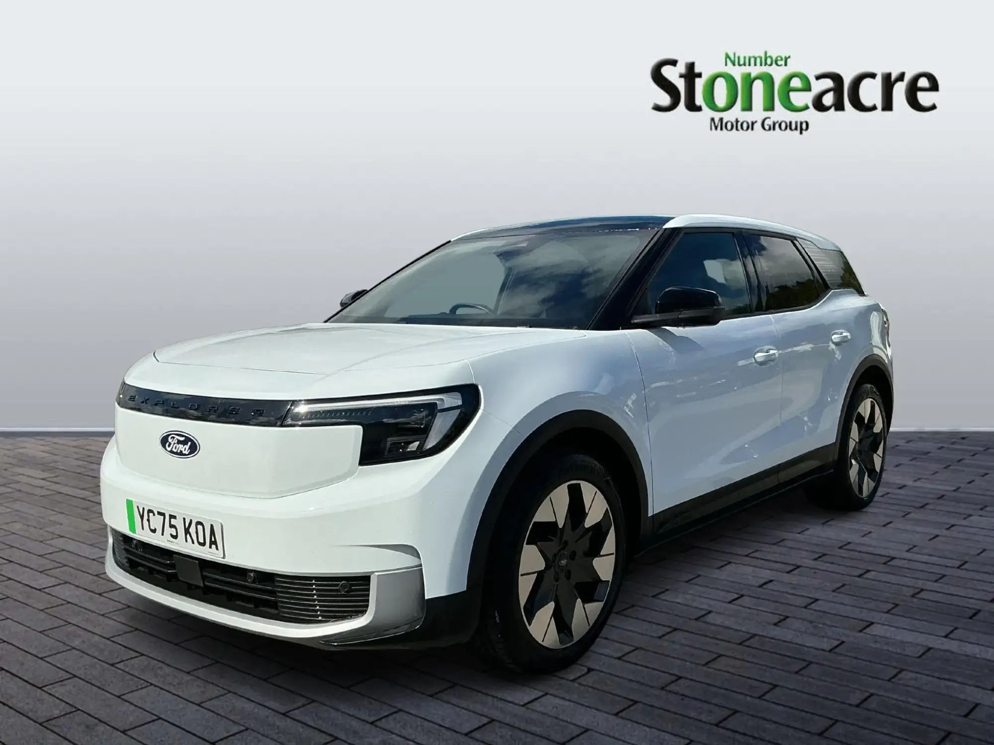 Ford Explorer Extended Range 77kWh Premium Auto 5dr YC75KOA Image 3