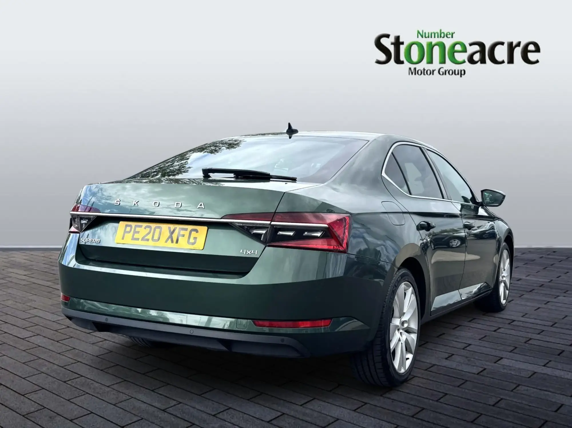 Skoda Superb 2.0 TDI SE L DSG 4WD Euro 6 (s/s) 5dr PE20XFG Image 3
