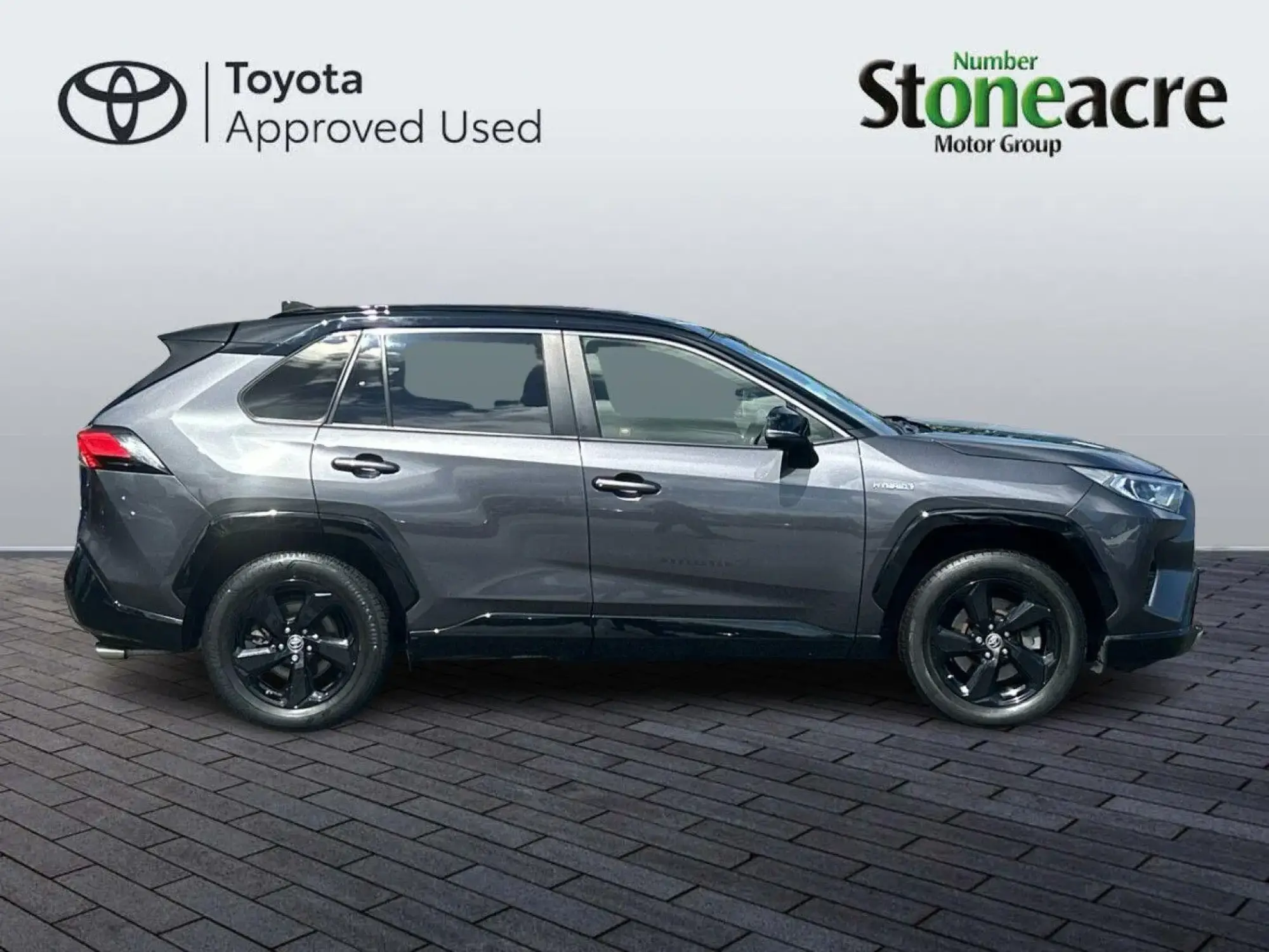 Toyota RAV4 2.5 VVT-h Dynamic CVT Euro 6 (s/s) 5dr VN69HPX Image 2