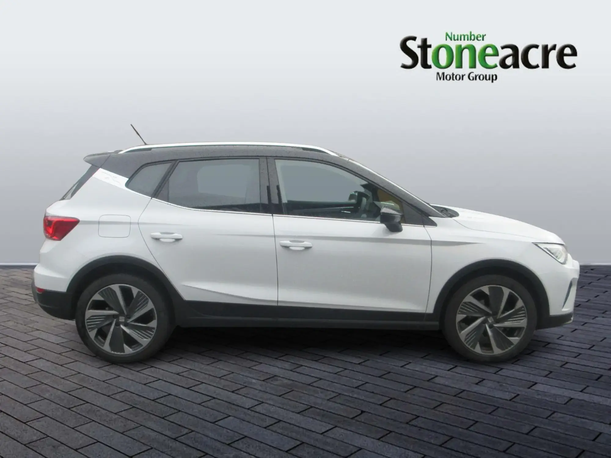 SEAT Arona 1.0 TSI FR Sport DSG Euro 6 (s/s) 5dr DK75XNF Image 2