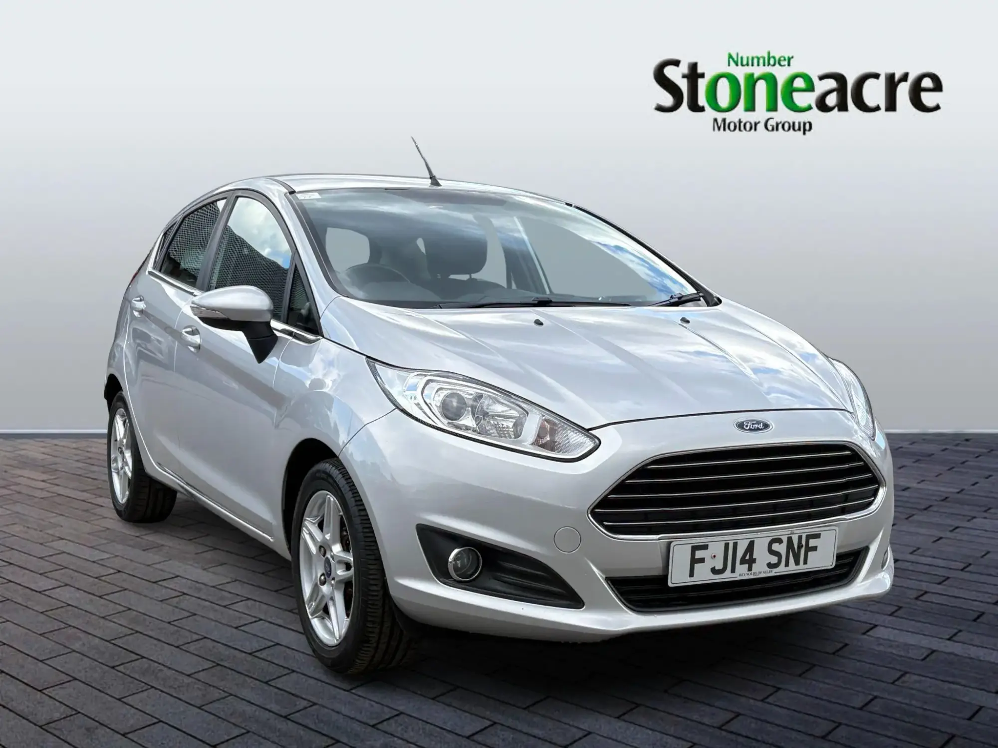 Ford Fiesta 1.25 Zetec Hatchback 5dr Petrol Manual Euro 5 (82 ps) FJ14SNF Image 1