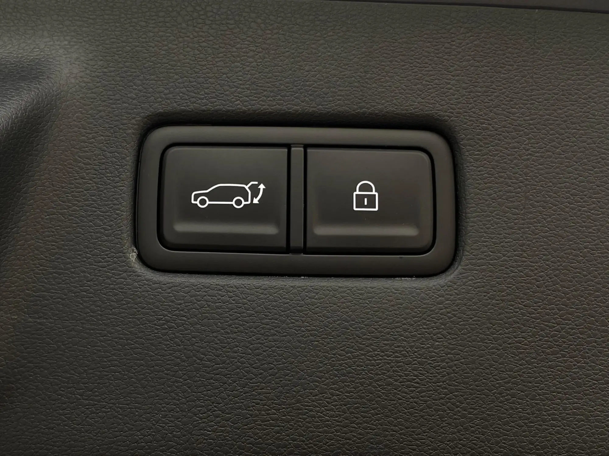 Hyundai SANTA FE Plug-in Hybrid Image 14