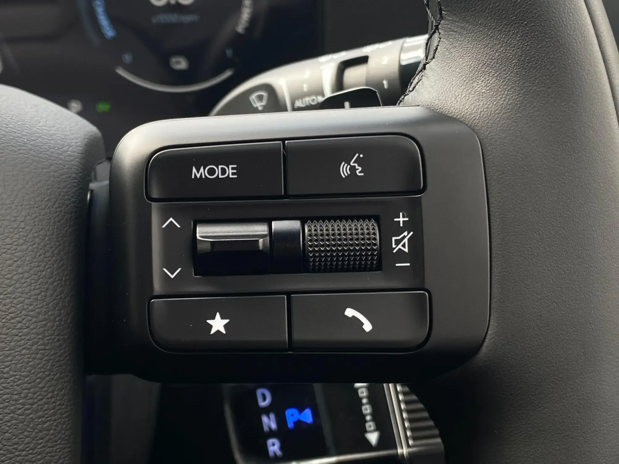 Hyundai SANTA FE Plug-in Hybrid Image 22