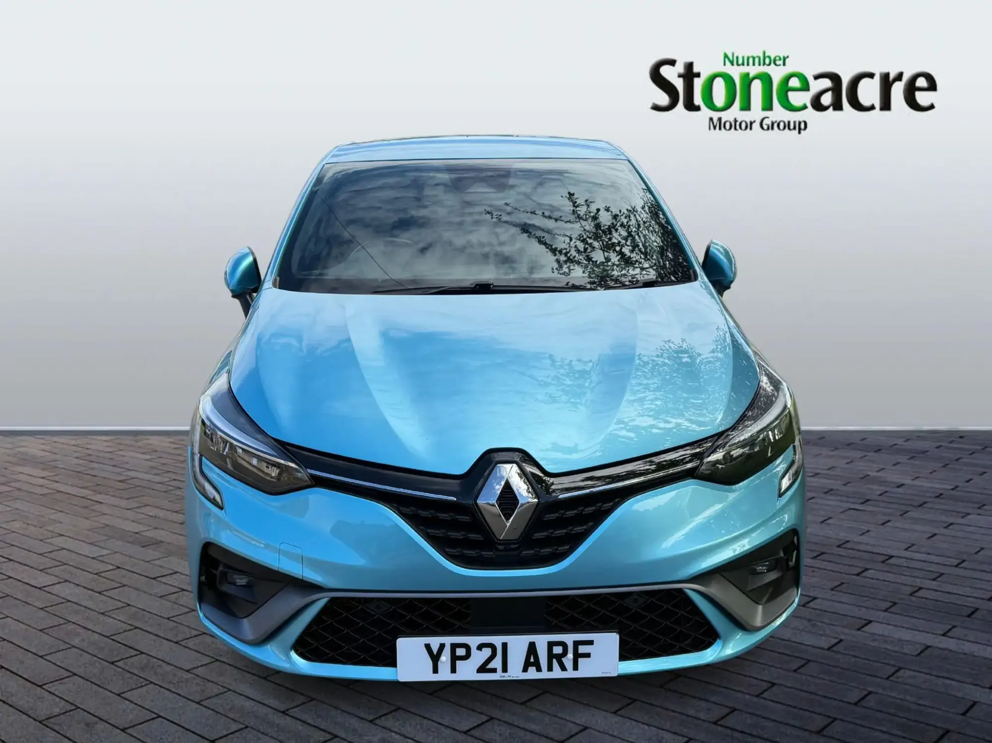 Renault Clio 1.0 TCe 90 RS Line 5dr YP21ARF Image 2