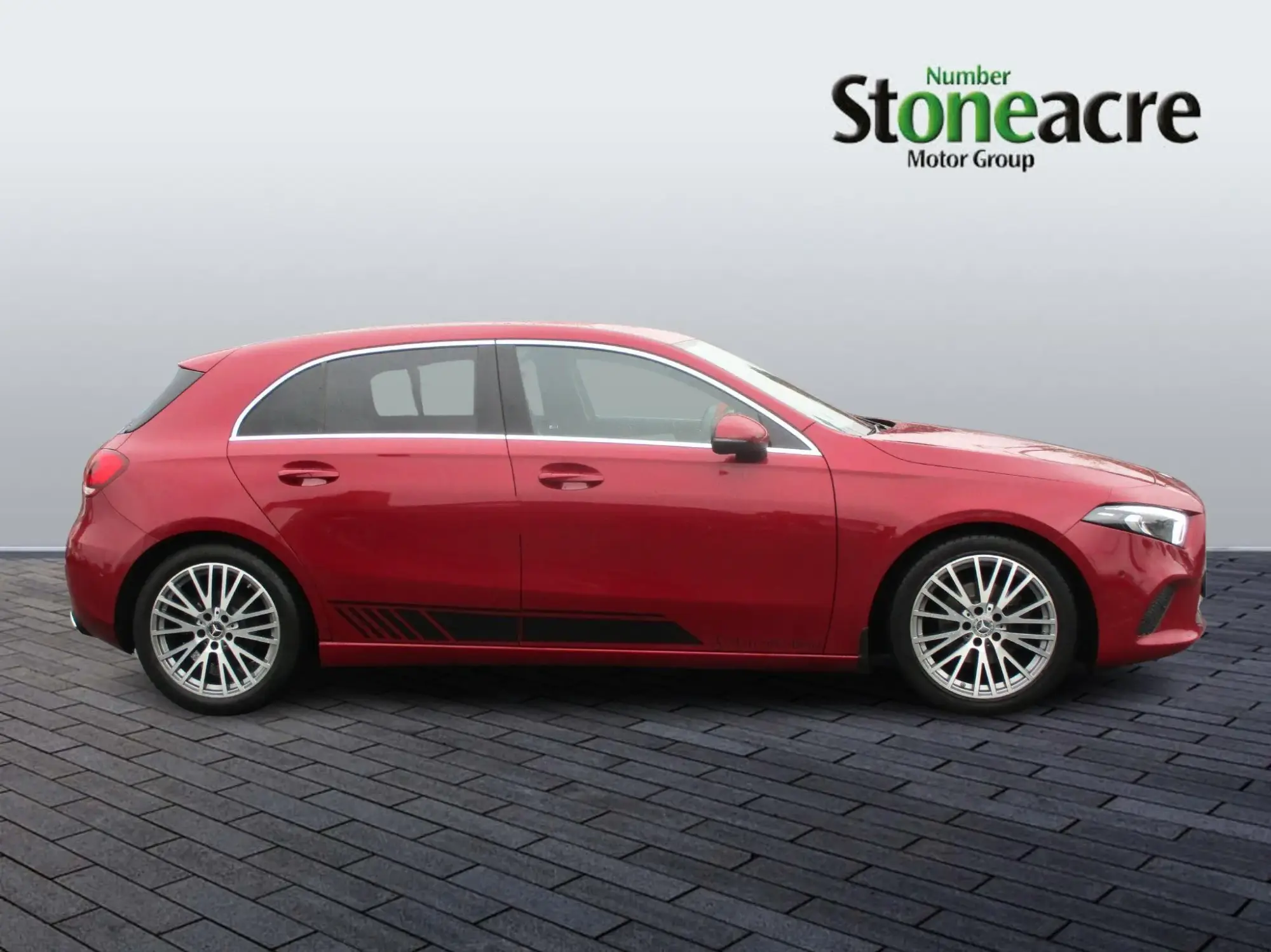 Mercedes-Benz A-Class 1.3 A180 Sport Edition (Executive) 7G-DCT Euro 6 (s/s) 5dr BL71WZX Image 2