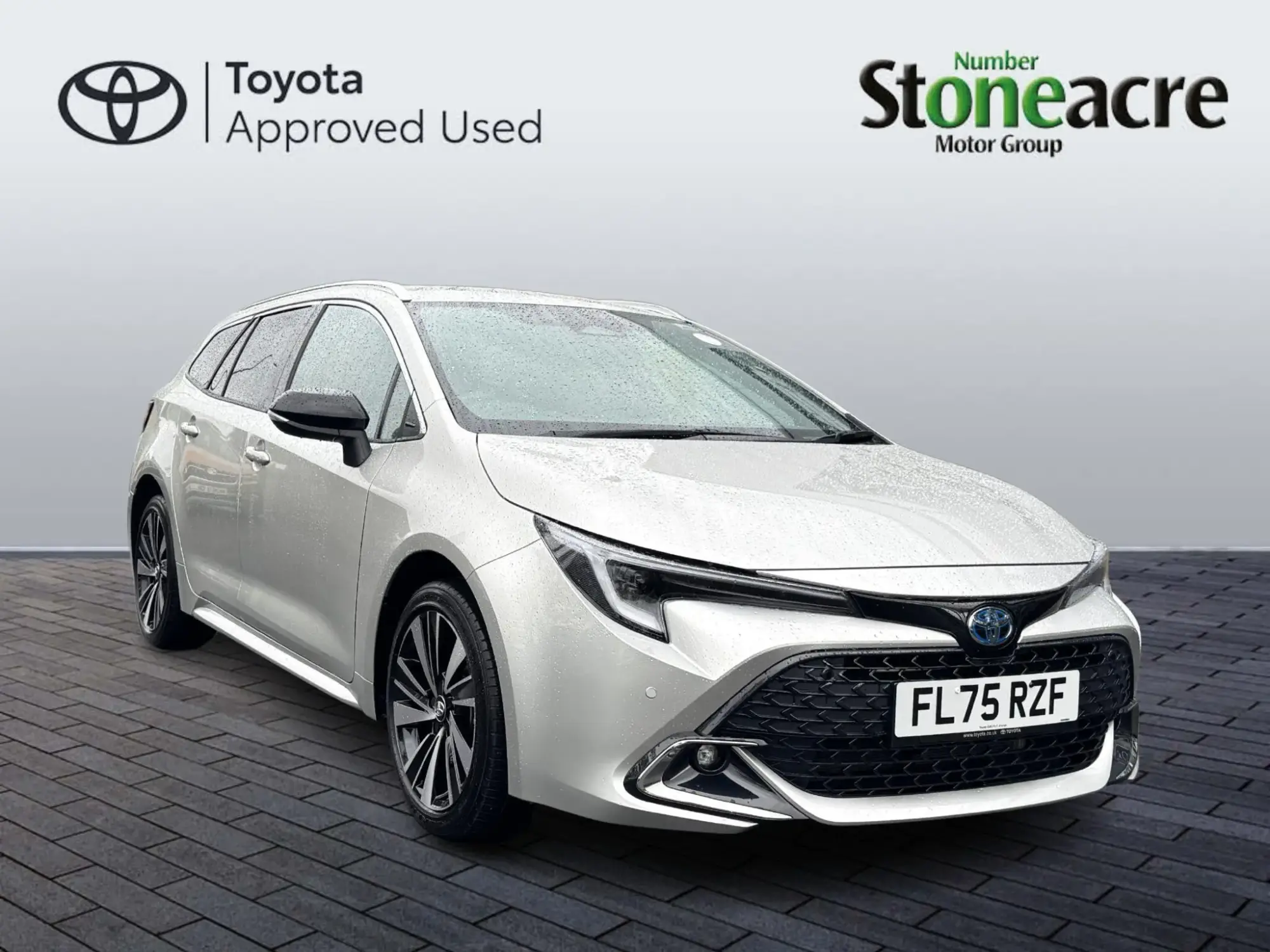 Toyota Corolla Touring Sports 1.8 VVT-h Design Touring Sports CVT Euro 6 (s/s) 5dr FL75RZF Image 1