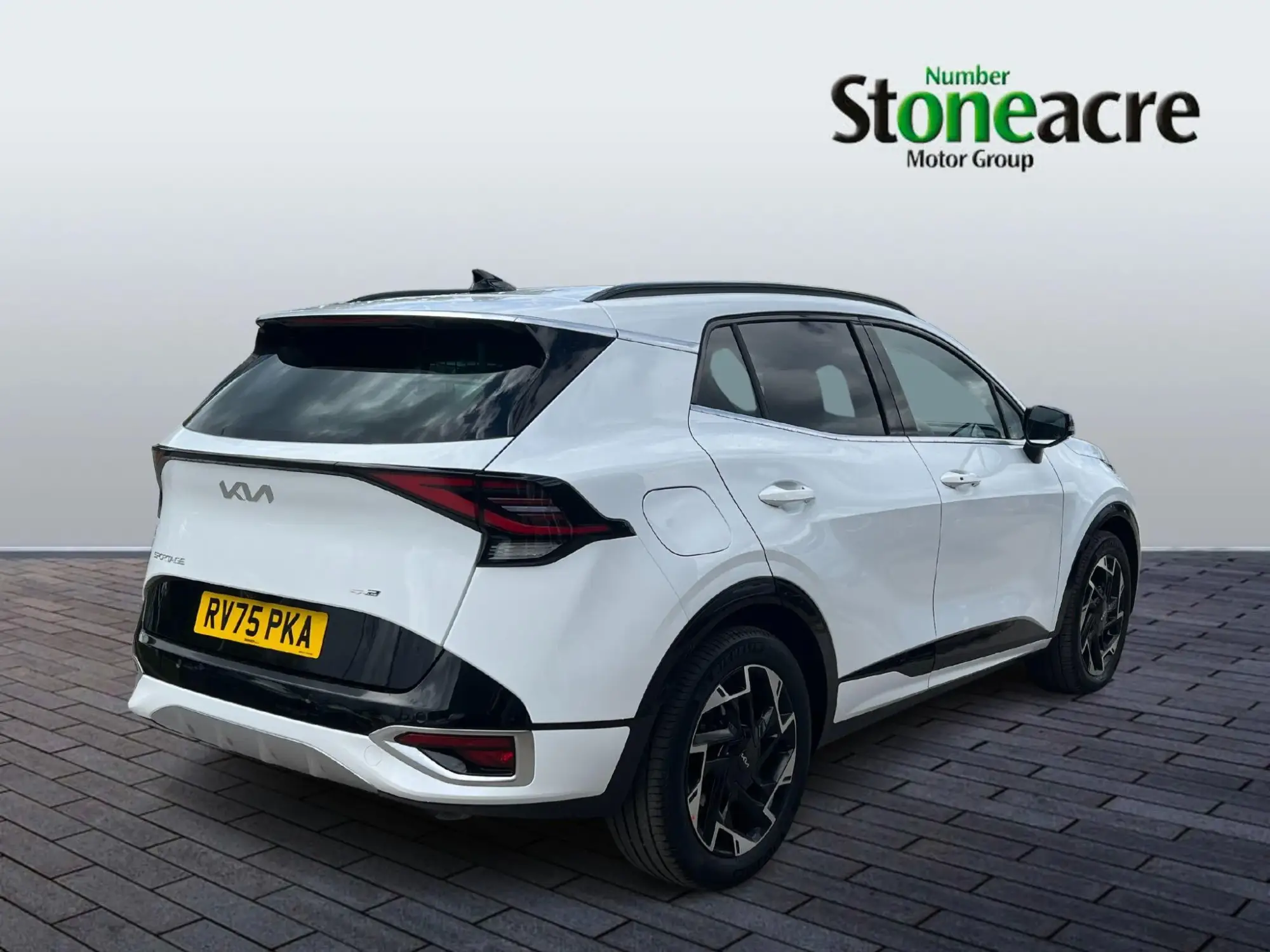 Kia Sportage Plug-In Hybrid 1.6 T-GDi 13.8kWh GT-Line Auto AWD Euro 6 (s/s) 5dr RV75PKA Image 3