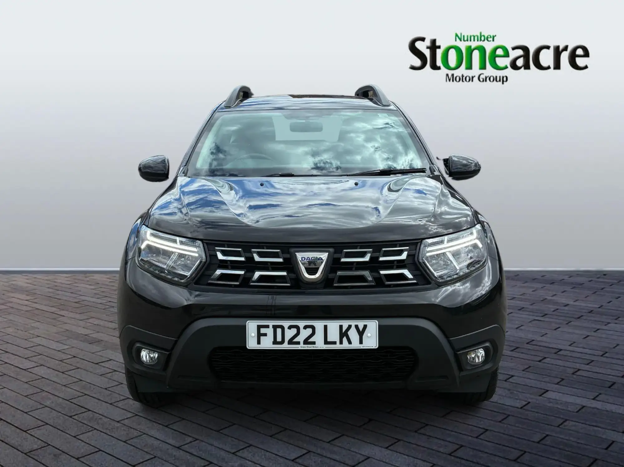 Dacia Duster 1.5 Blue dCi Comfort 5dr FD22LKY Image 2