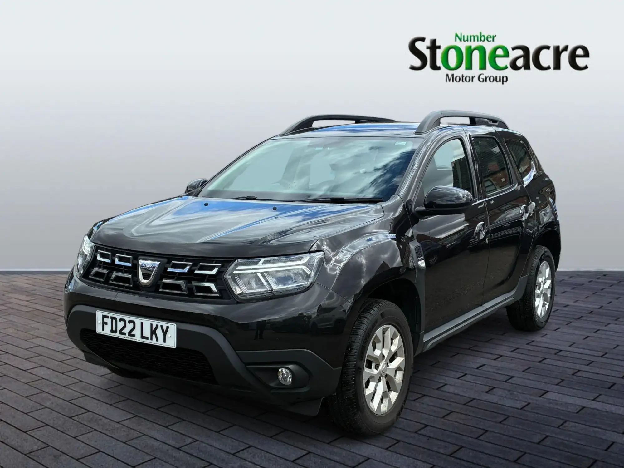 Dacia Duster 1.5 Blue dCi Comfort 5dr FD22LKY Image 3