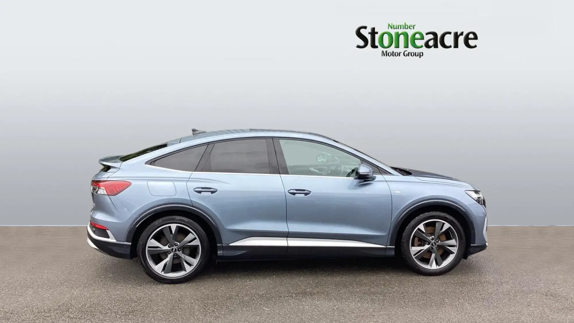 Audi Q4 e-tron 50 S line Sportback Auto quattro 5dr 82kWh LX23UAN Image 3