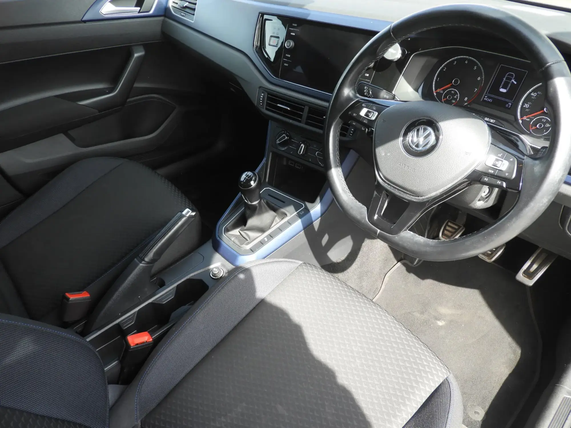 Volkswagen Polo Image 14 Volkswagen Polo Image 14