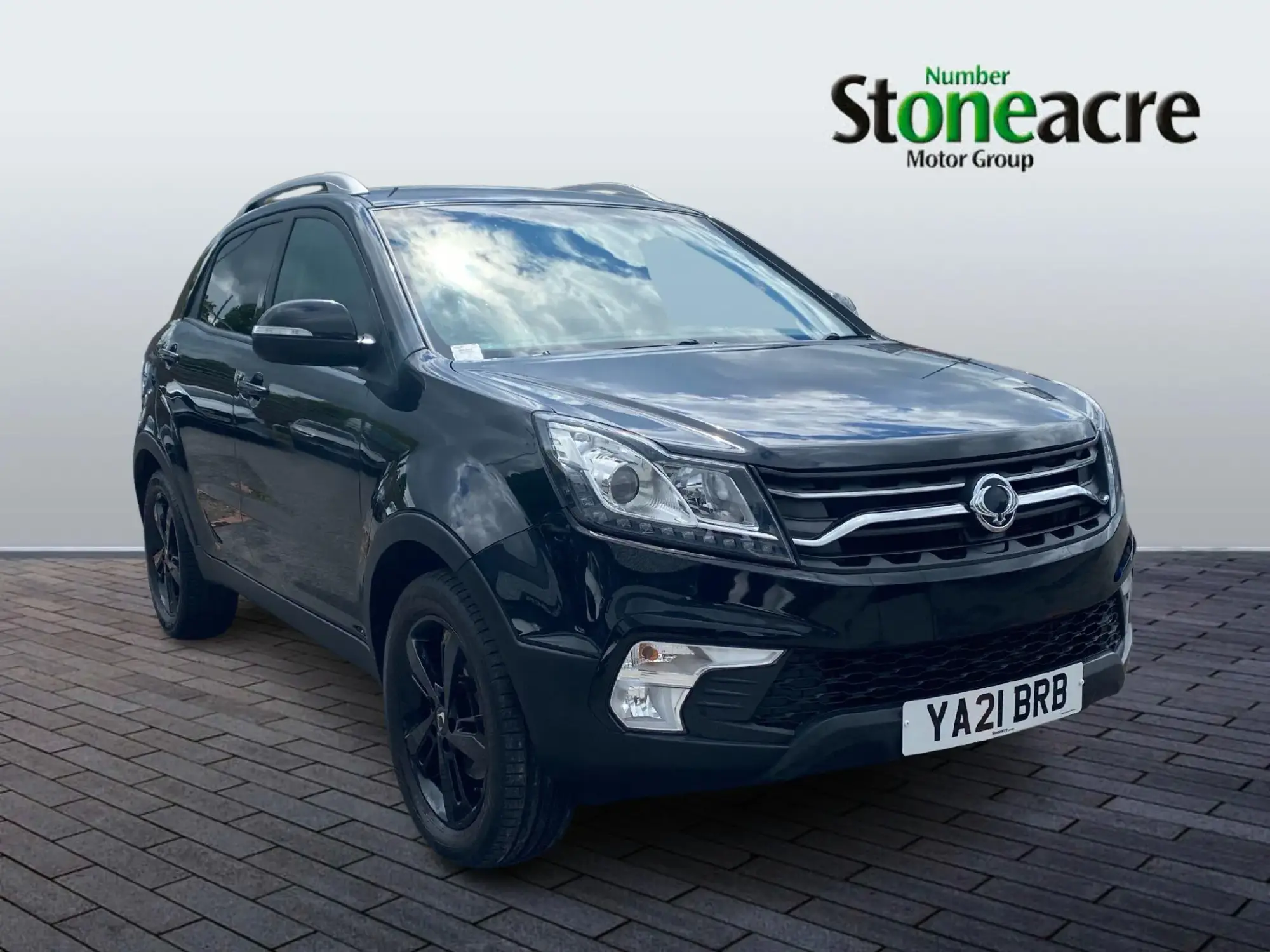 SSangyong Korando 2.2D LE Euro 6 5dr YA21BRB Image 1