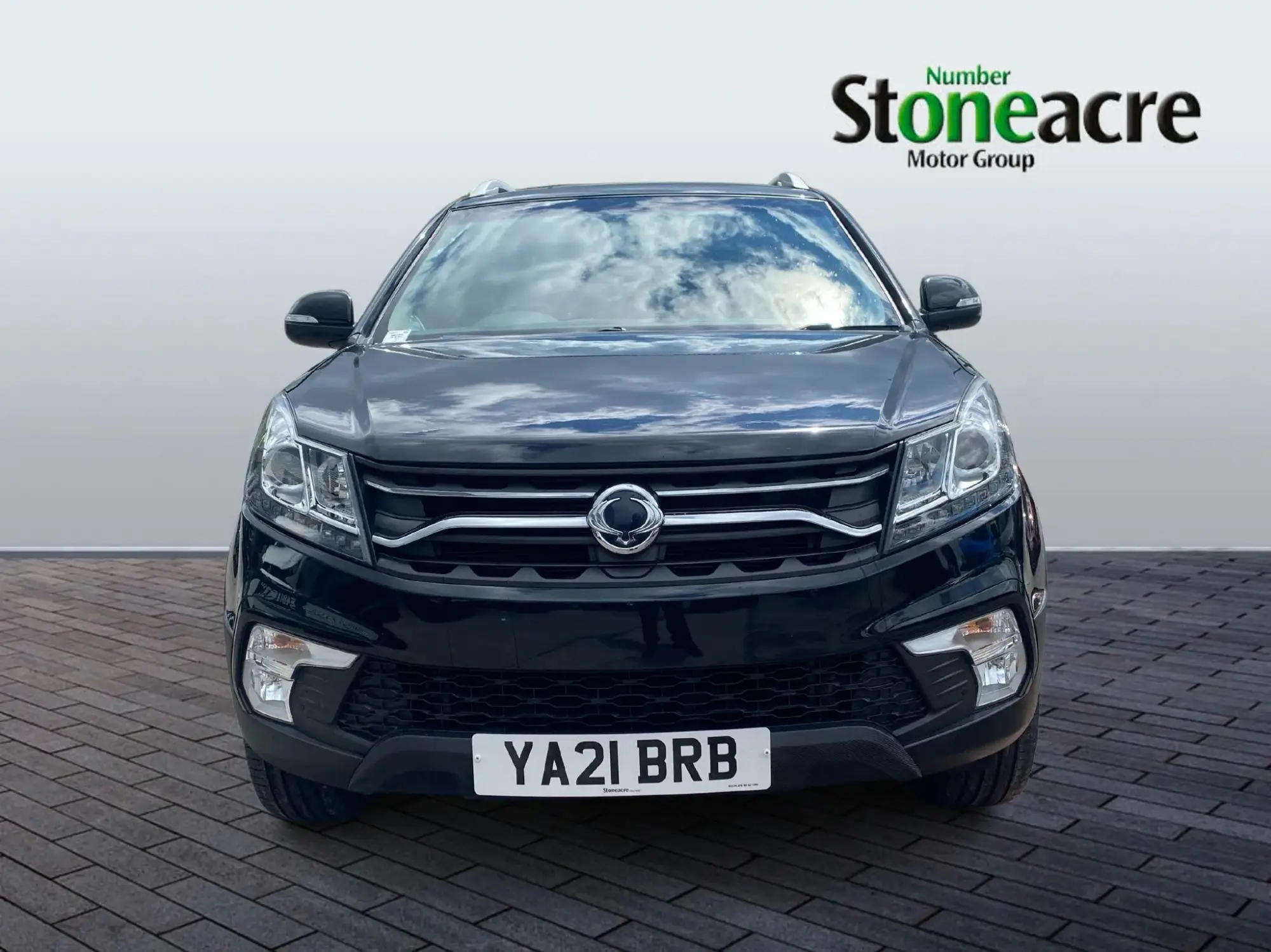 SSangyong Korando 2.2D LE Euro 6 5dr YA21BRB Image 2