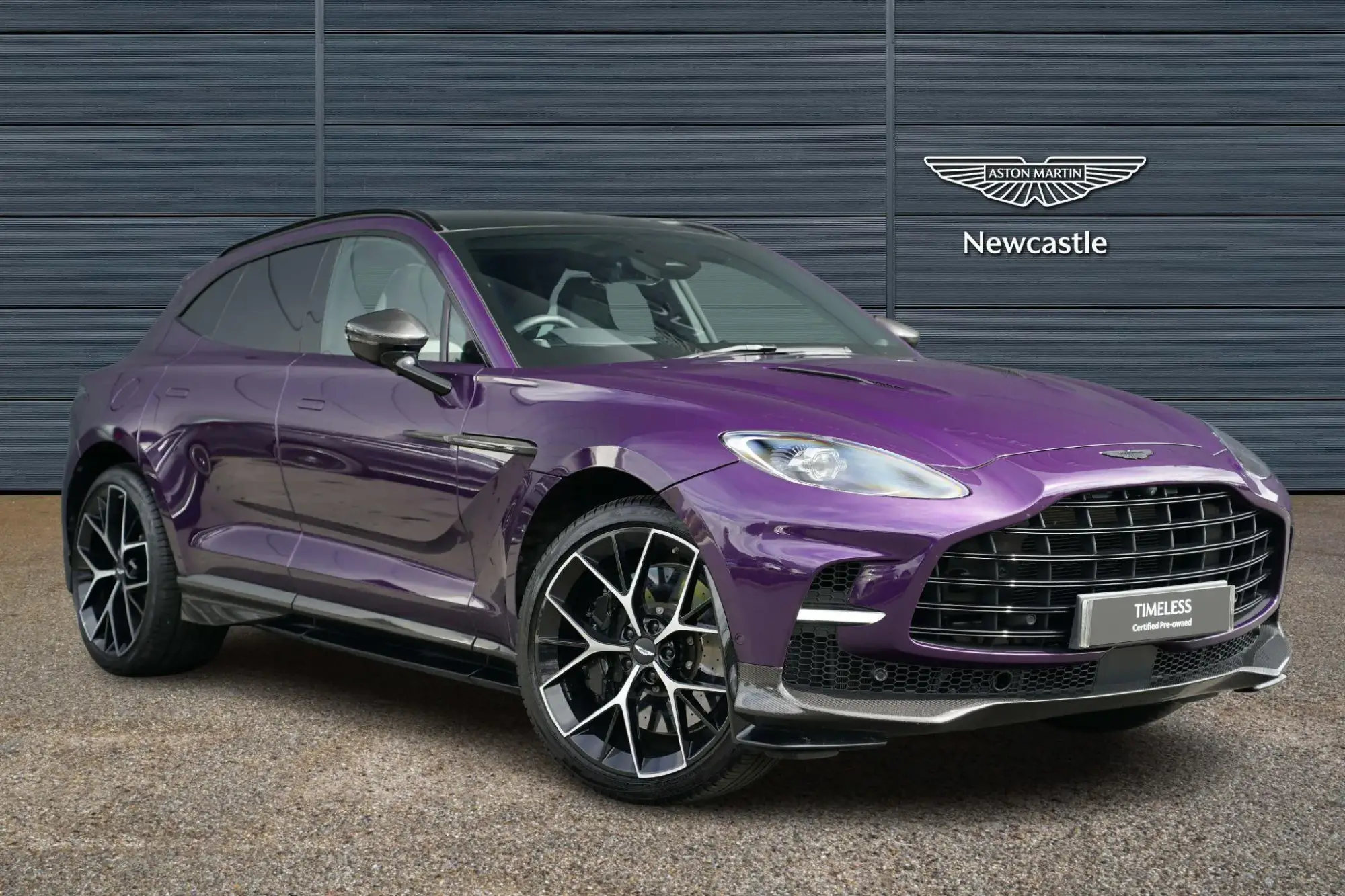 Aston Martin DBX Image 1 Aston Martin DBX Image 1