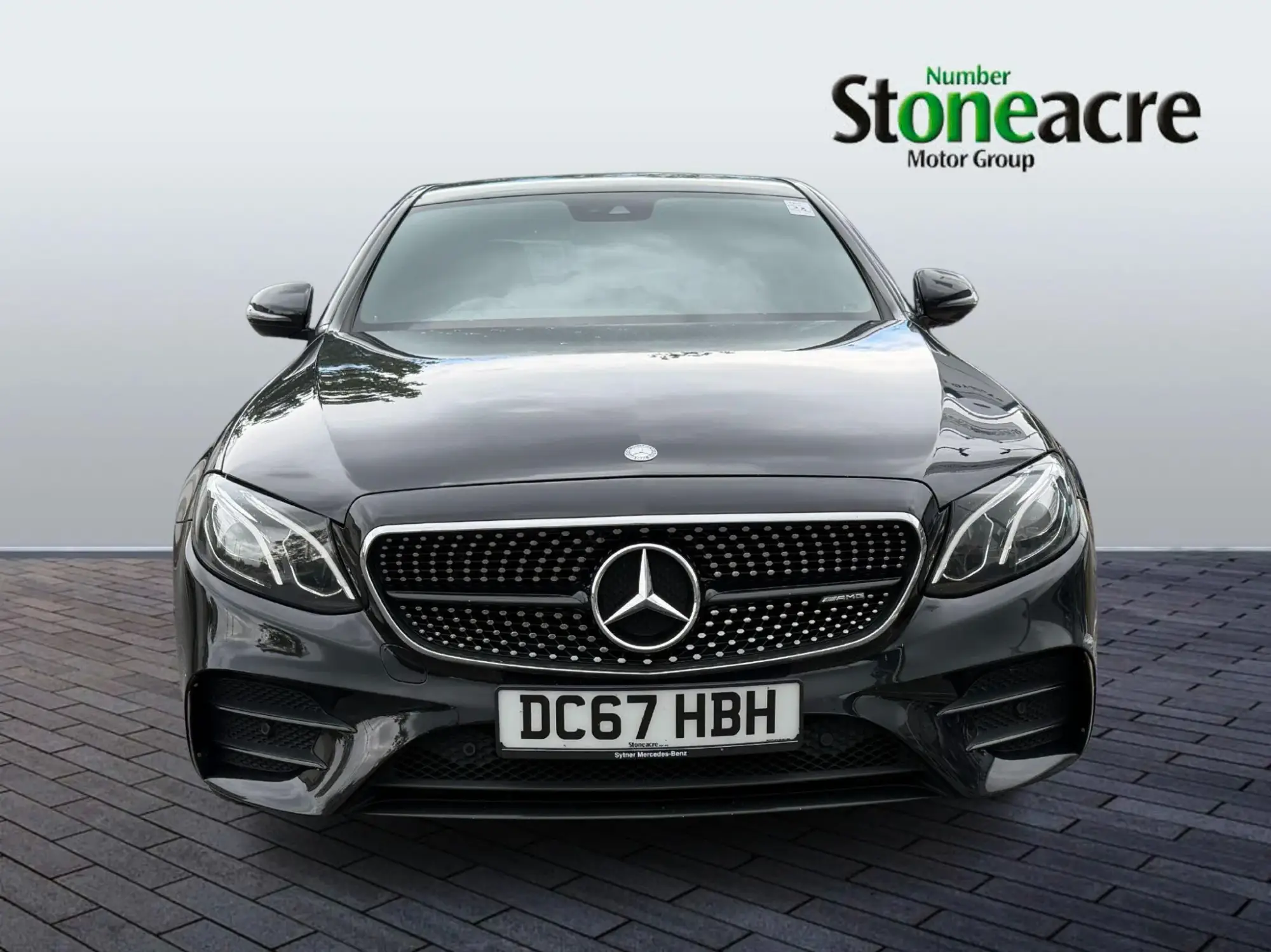 Mercedes-Benz E-Class 3.0 E43 V6 AMG G-Tronic+ 4MATIC Euro 6 (s/s) 4dr DC67HBH Image 2