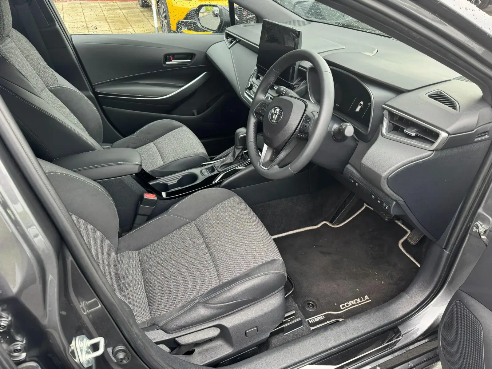 TOYOTA COROLLA TOURING SPORTS 1.8 VVT H DESIGN TOURING SPORTS CVT EURO 6 S...