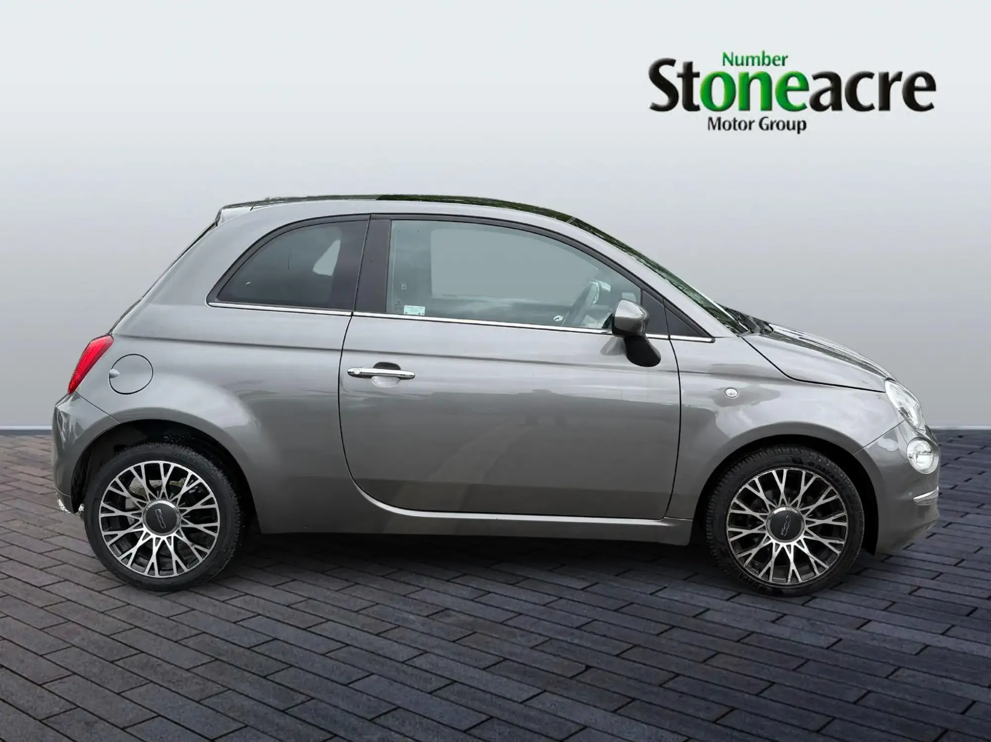 Fiat 500 Hybrid Image 2