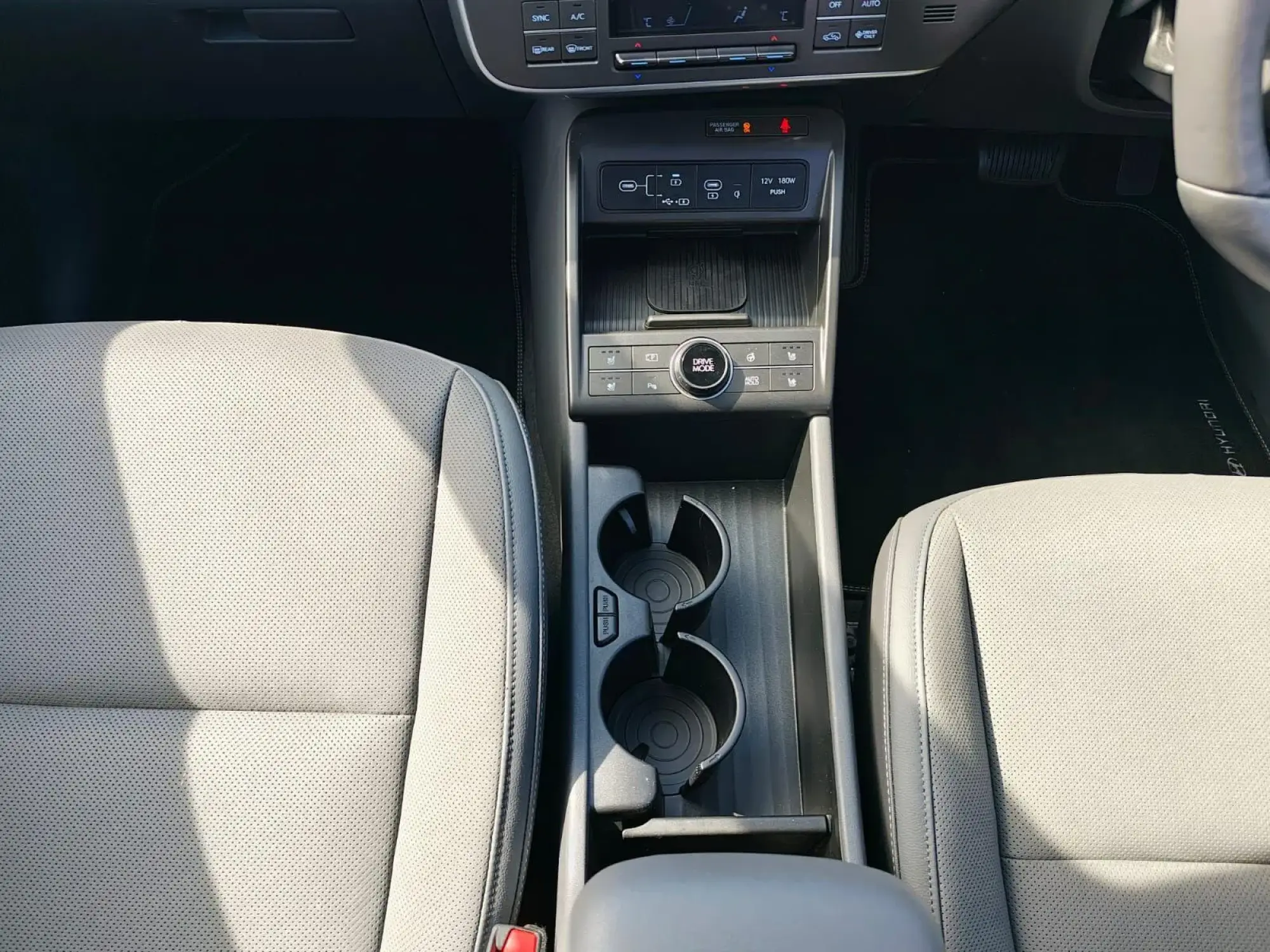Hyundai KONA Electric Image 22 Hyundai KONA Electric Image 22