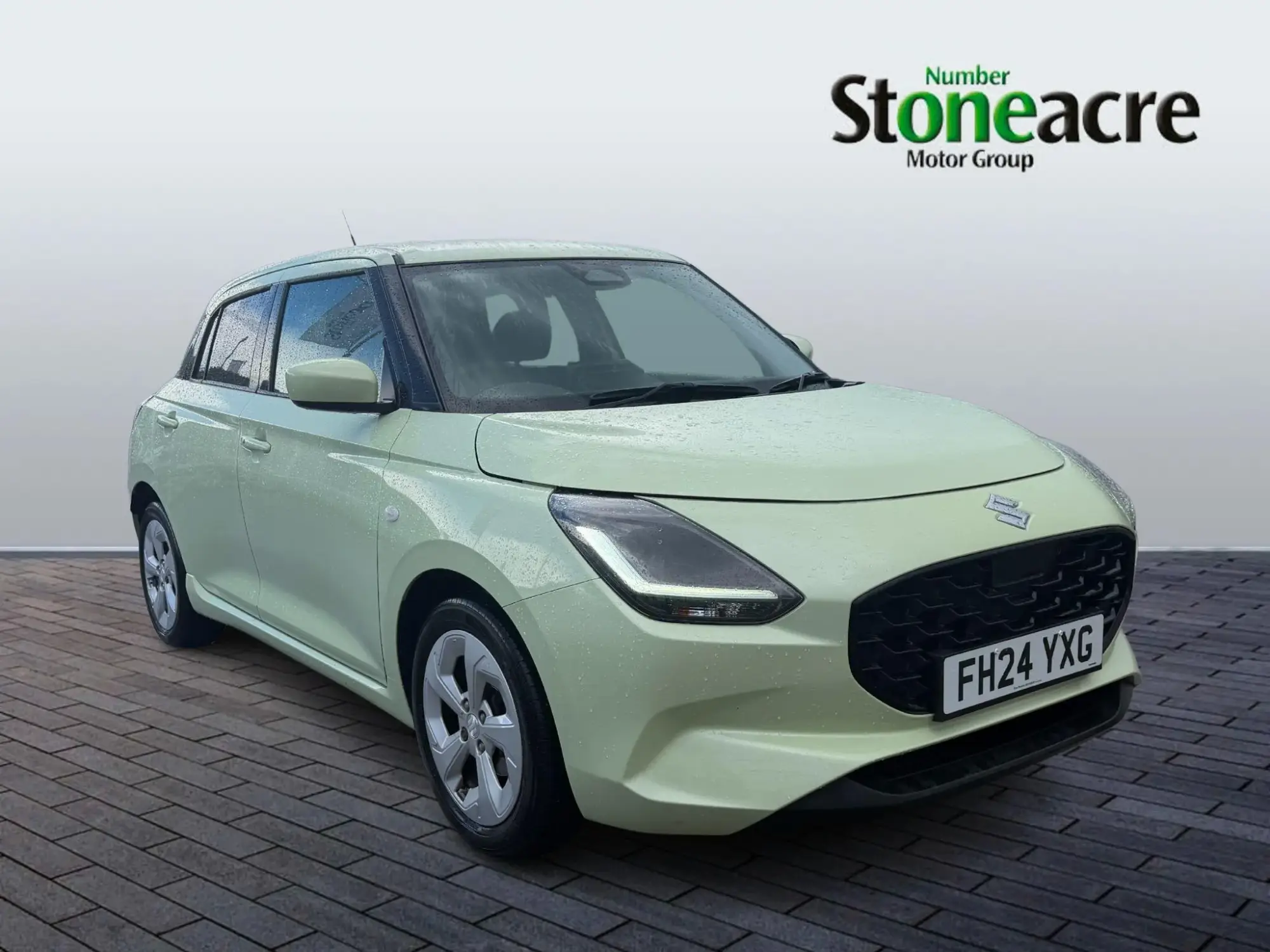 Suzuki Swift 1.2 MHEV Motion Euro 6 (s/s) 5dr FH24YXG Image 1