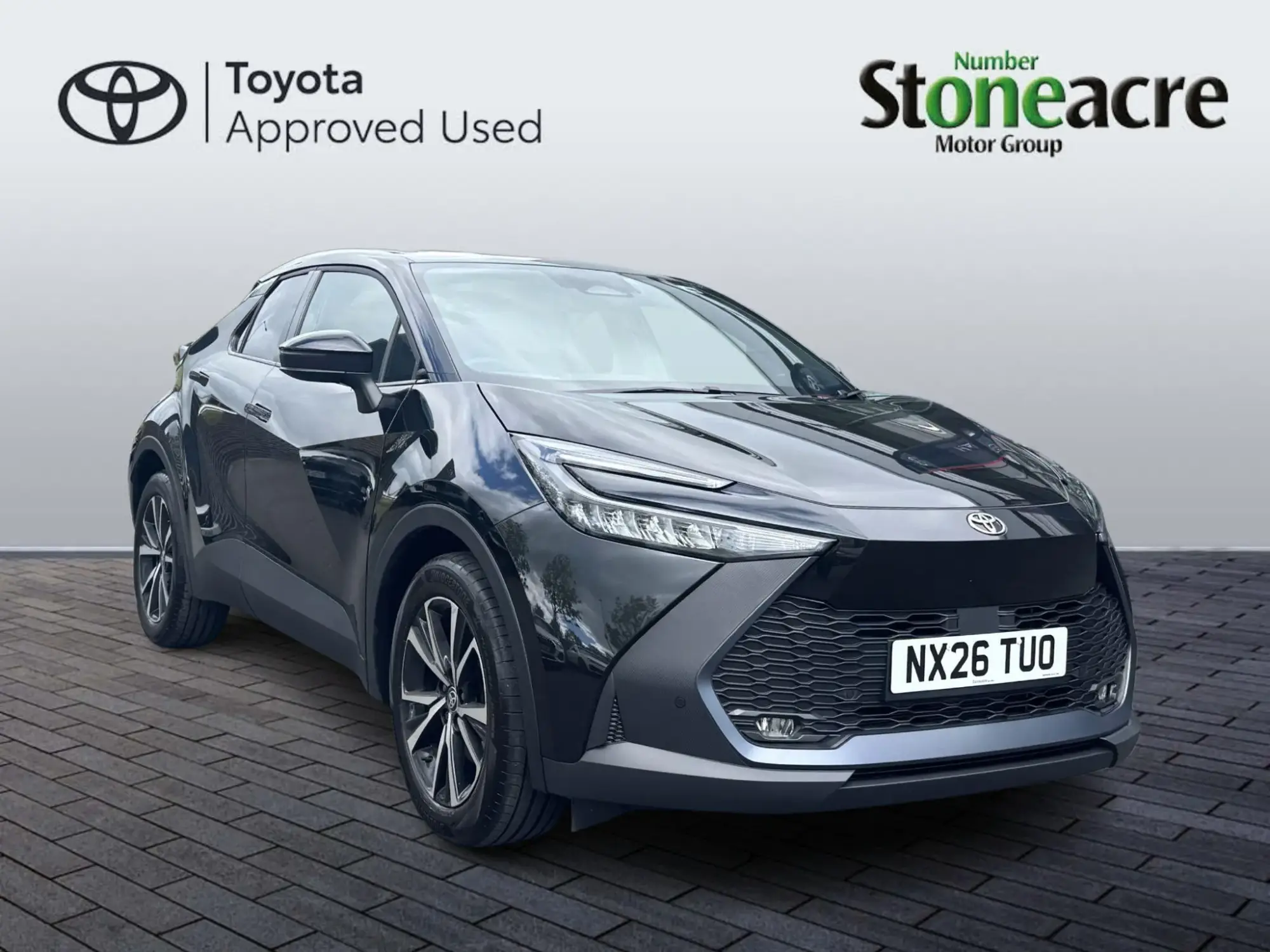 Toyota C-HR Plug-in Hybrid 2.0 VVT-h 13.6 kWh Design CVT Euro 6 (s/s) 5dr NX26TUO Image 1
