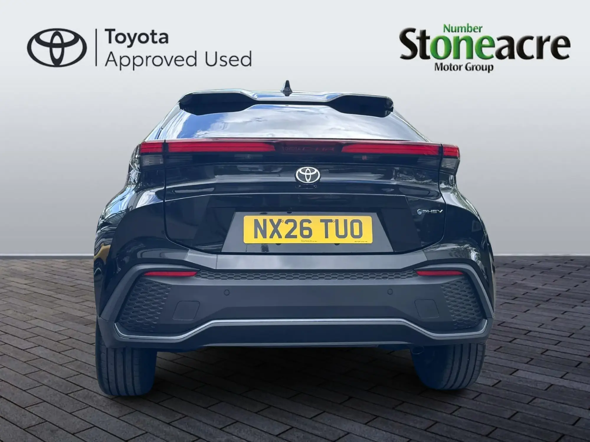 Toyota C-HR Plug-in Hybrid Image 4 Toyota C-HR Plug-in Hybrid Image 4