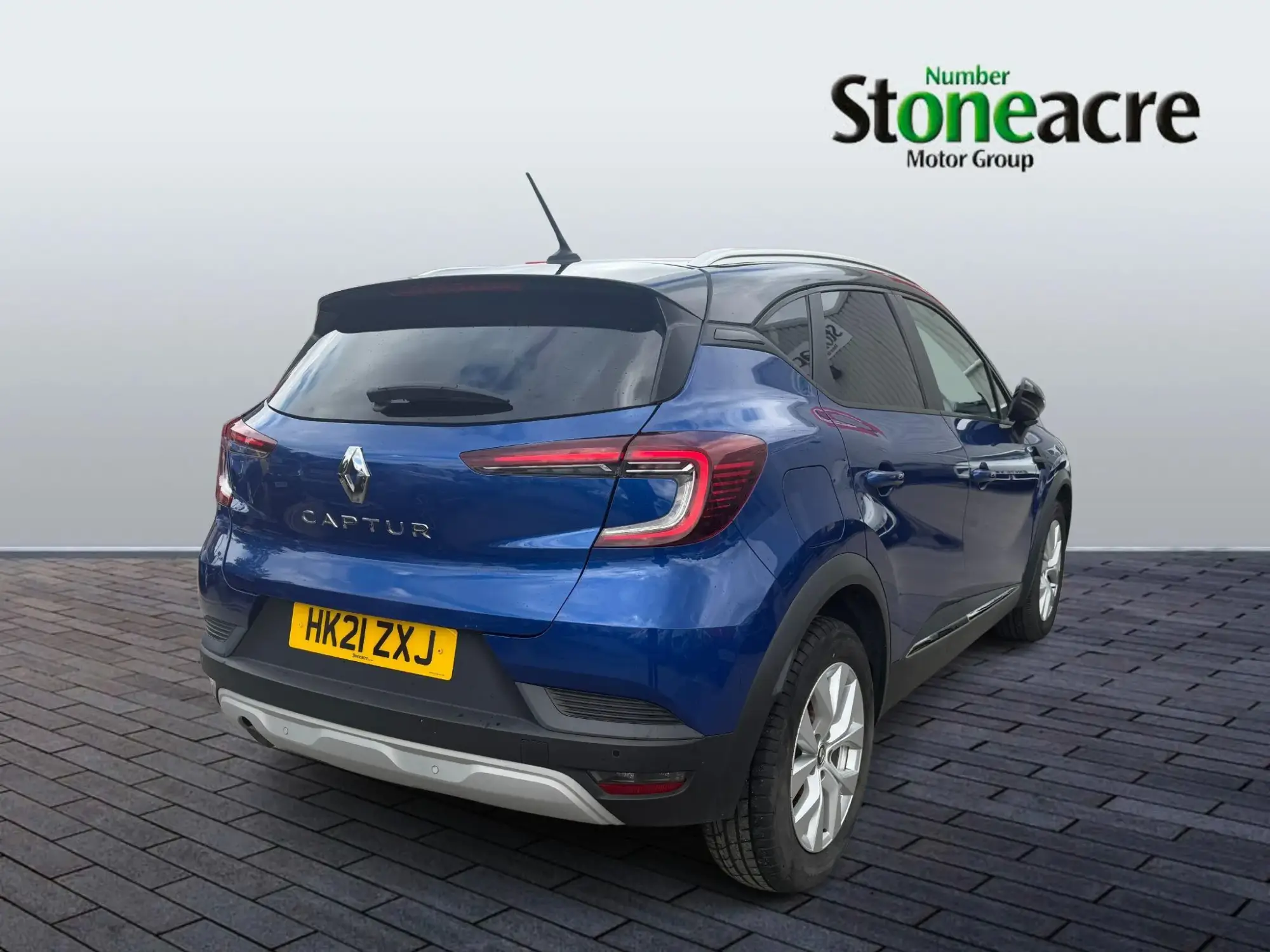 Renault Captur Image 3