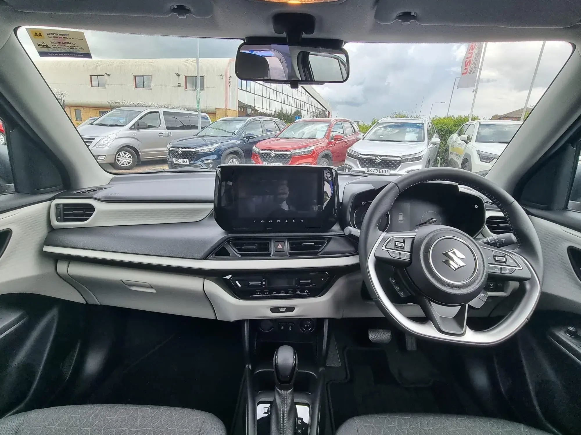 Suzuki Swift Image 2