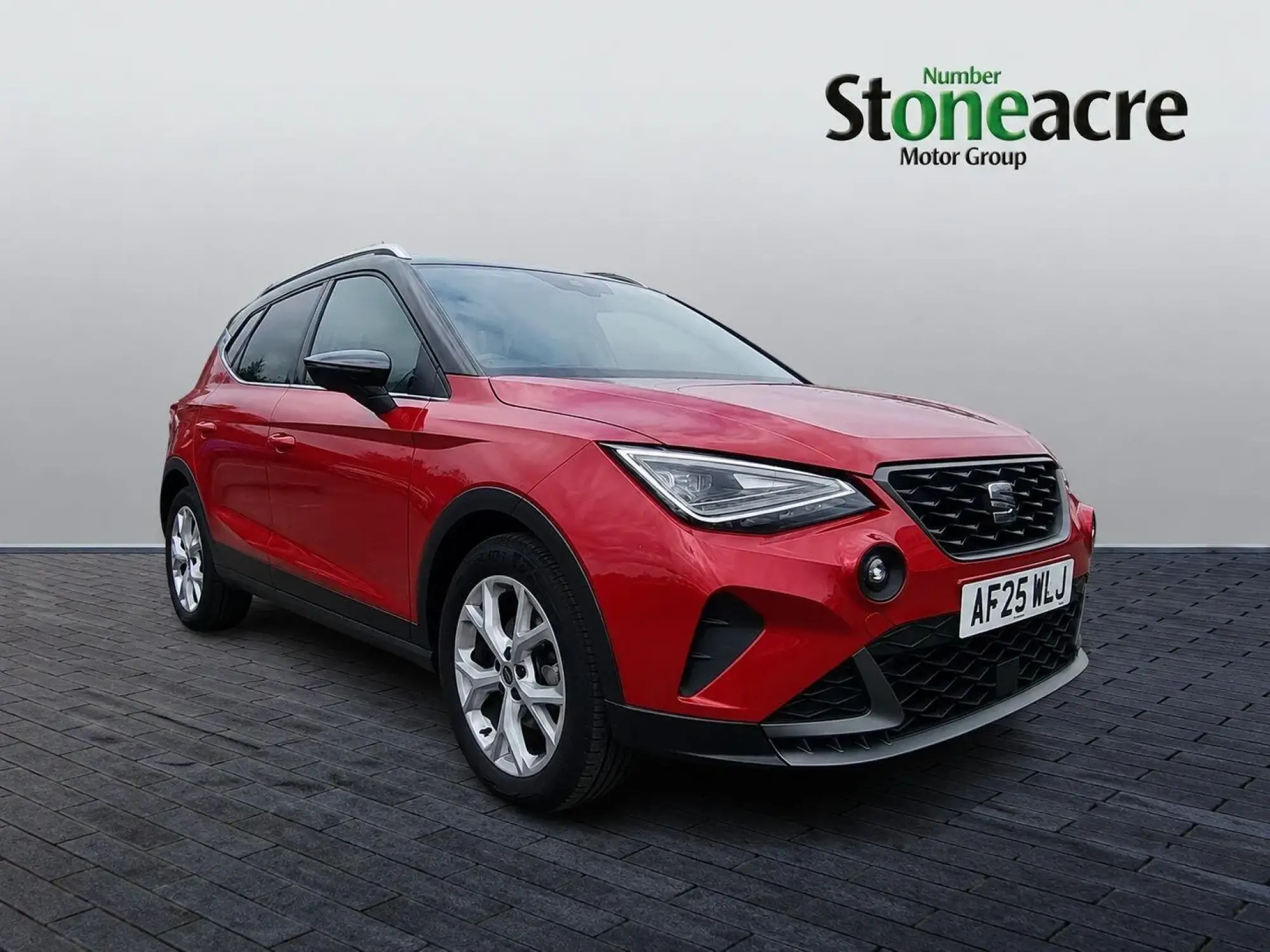 SEAT Arona 1.0 TSI FR DSG Euro 6 (s/s) 5dr AF25WLU Image 1