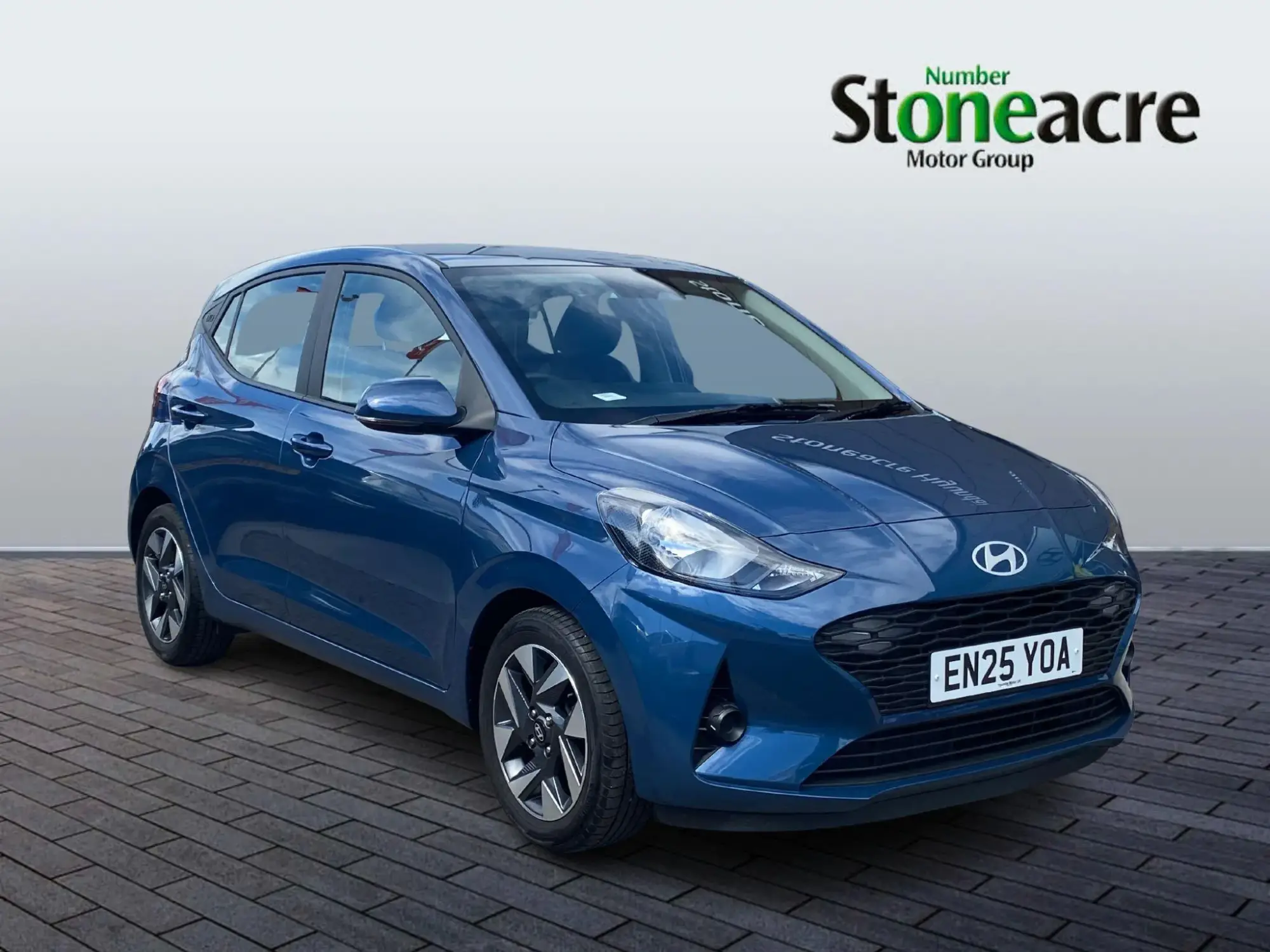 Hyundai i10 1.0 Advance Auto Euro 6 (s/s) 5dr EN25YOA Image 1