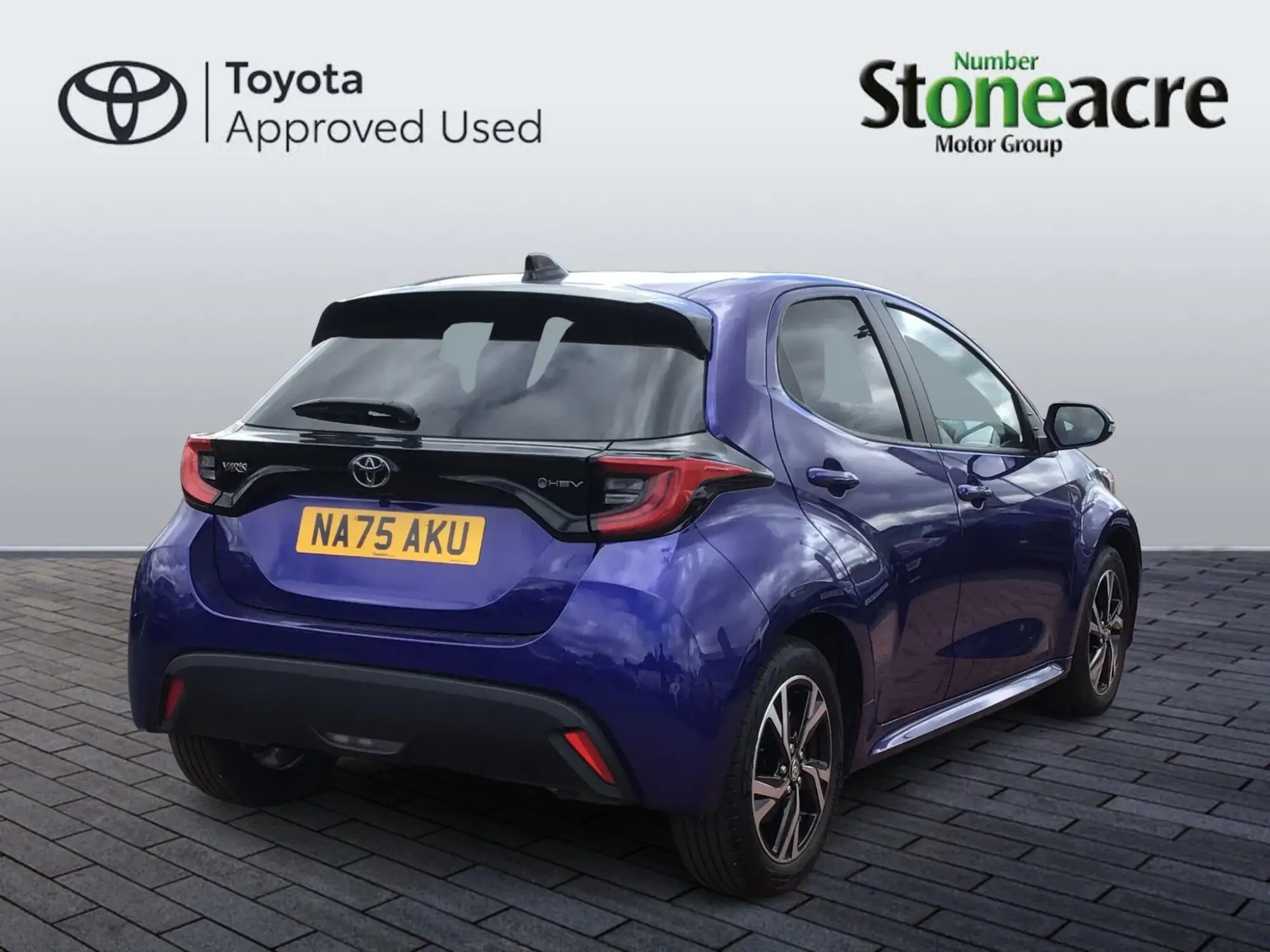 Toyota Yaris Image 2