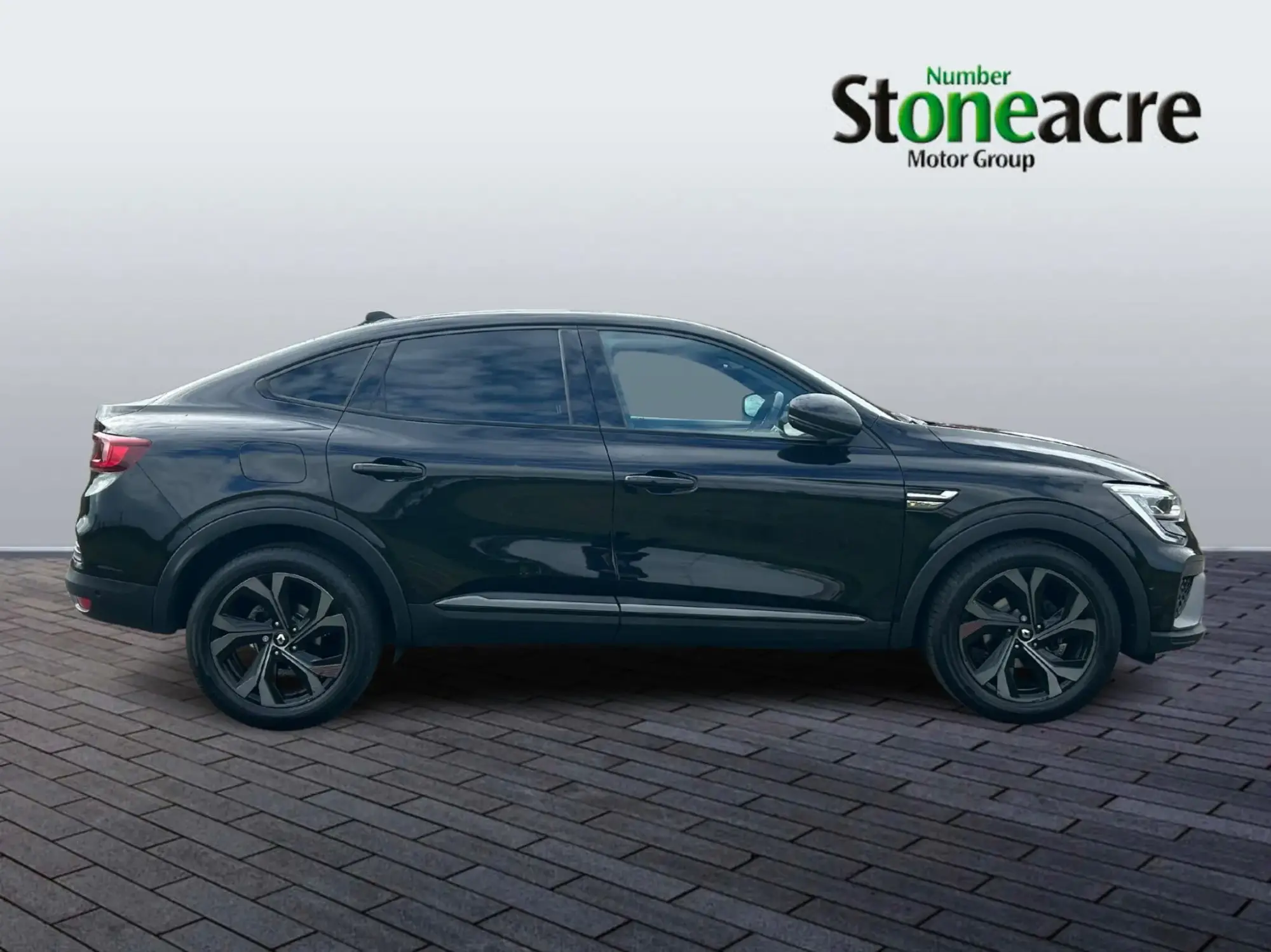 Renault Arkana 1.3 MHEV r.s. line EDC 2WD Euro 6 (s/s) 5dr LV23CVK Image 2